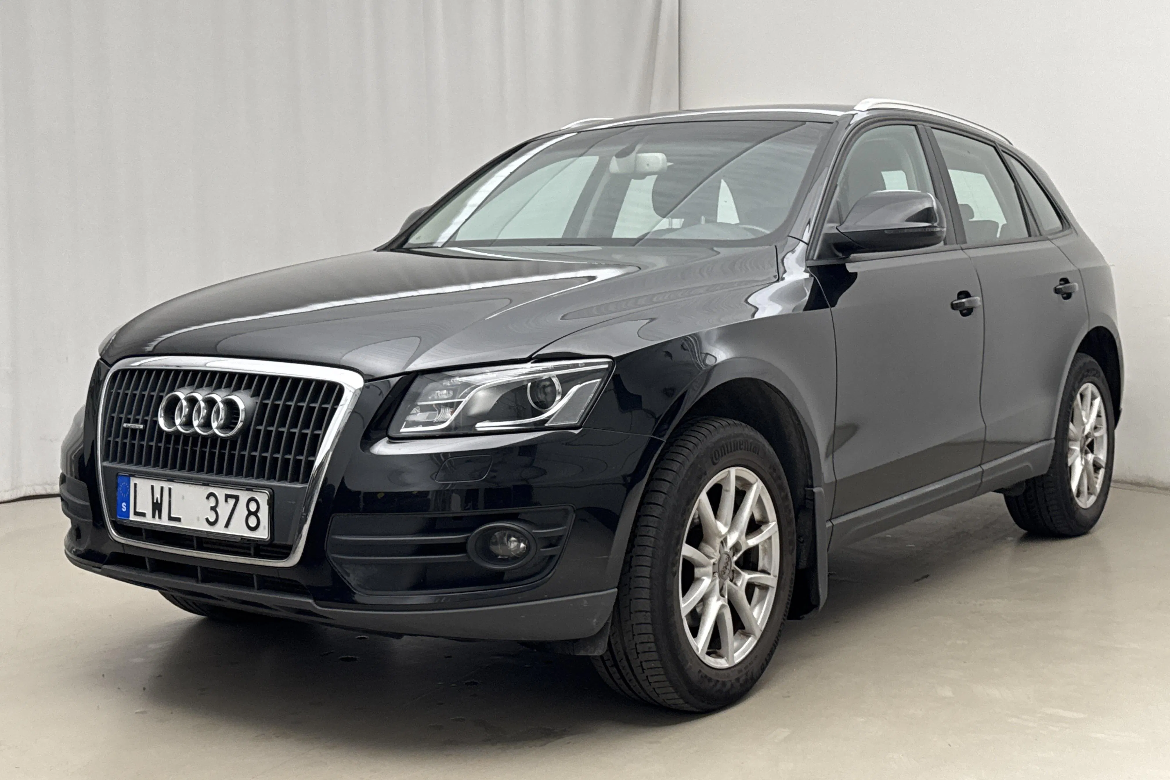 Presentation photo 1 of 15: Audi Q5 2.0 TDI quattro (170hk) - 174 370 km - Automatic - black - 2012