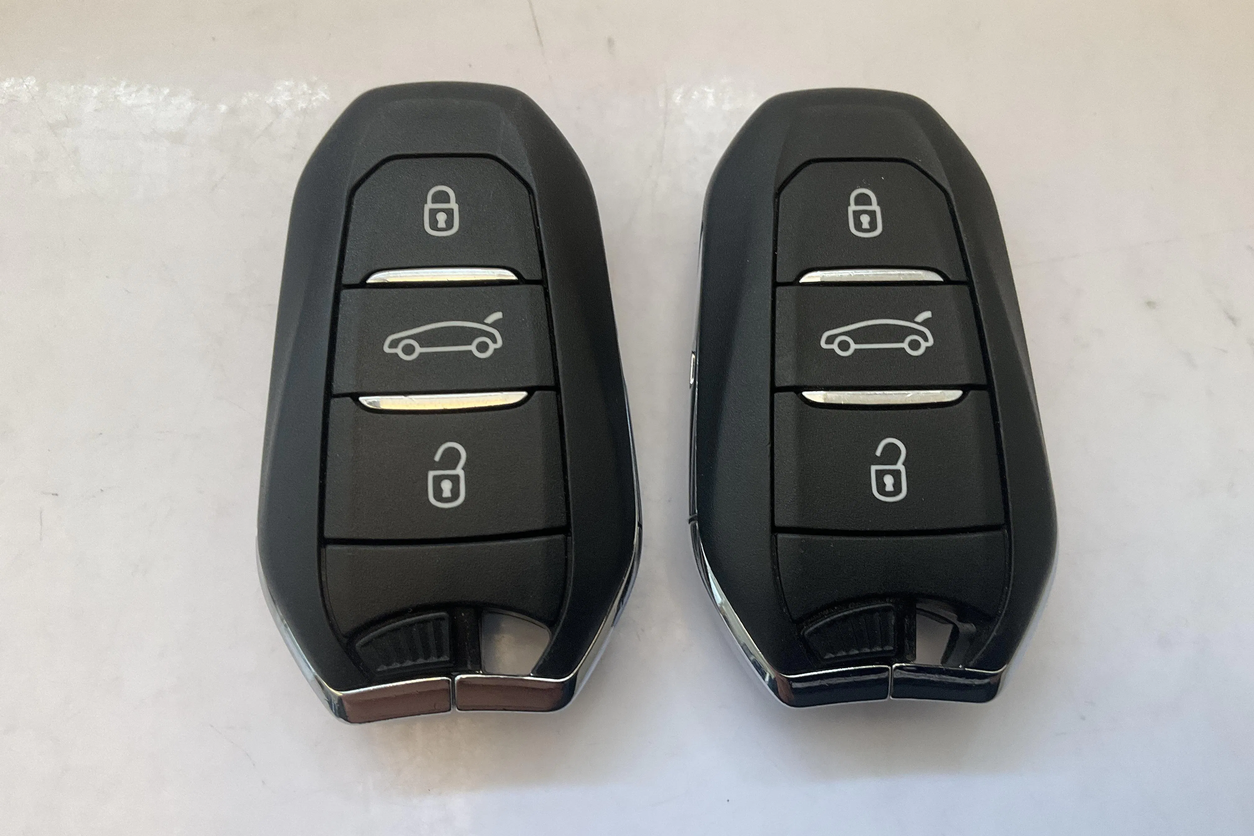 Presentationsfoto 15 av 15: Peugeot 408 PureTech (130hk) - 3 260 mil - Automat - blå - 2024