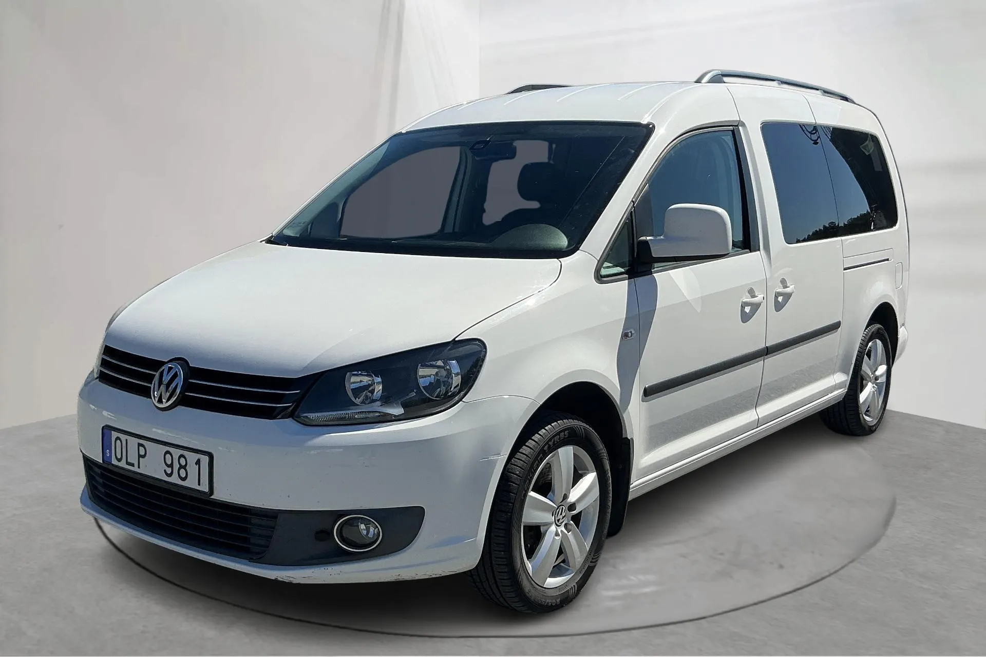 Presentation photo 1 of 13: VW Caddy Maxi Life 1.6 TDI (102hk) - 109 670 km - Automatic - white - 2012