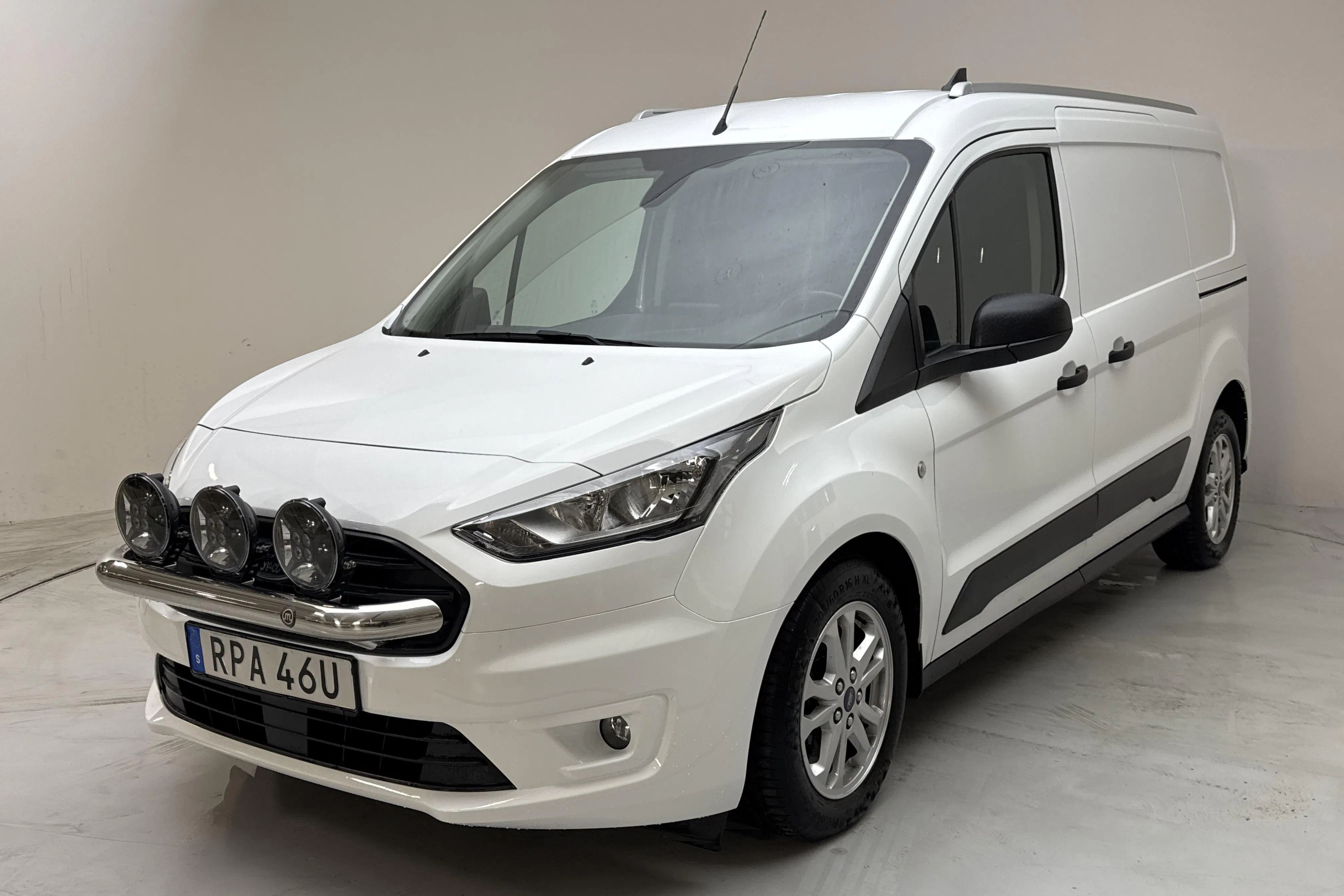 Presentation photo 1 of 12: Ford Transit Connect 1.5 TDCi (120hk) - 27 730 km - Automatic - white - 2023