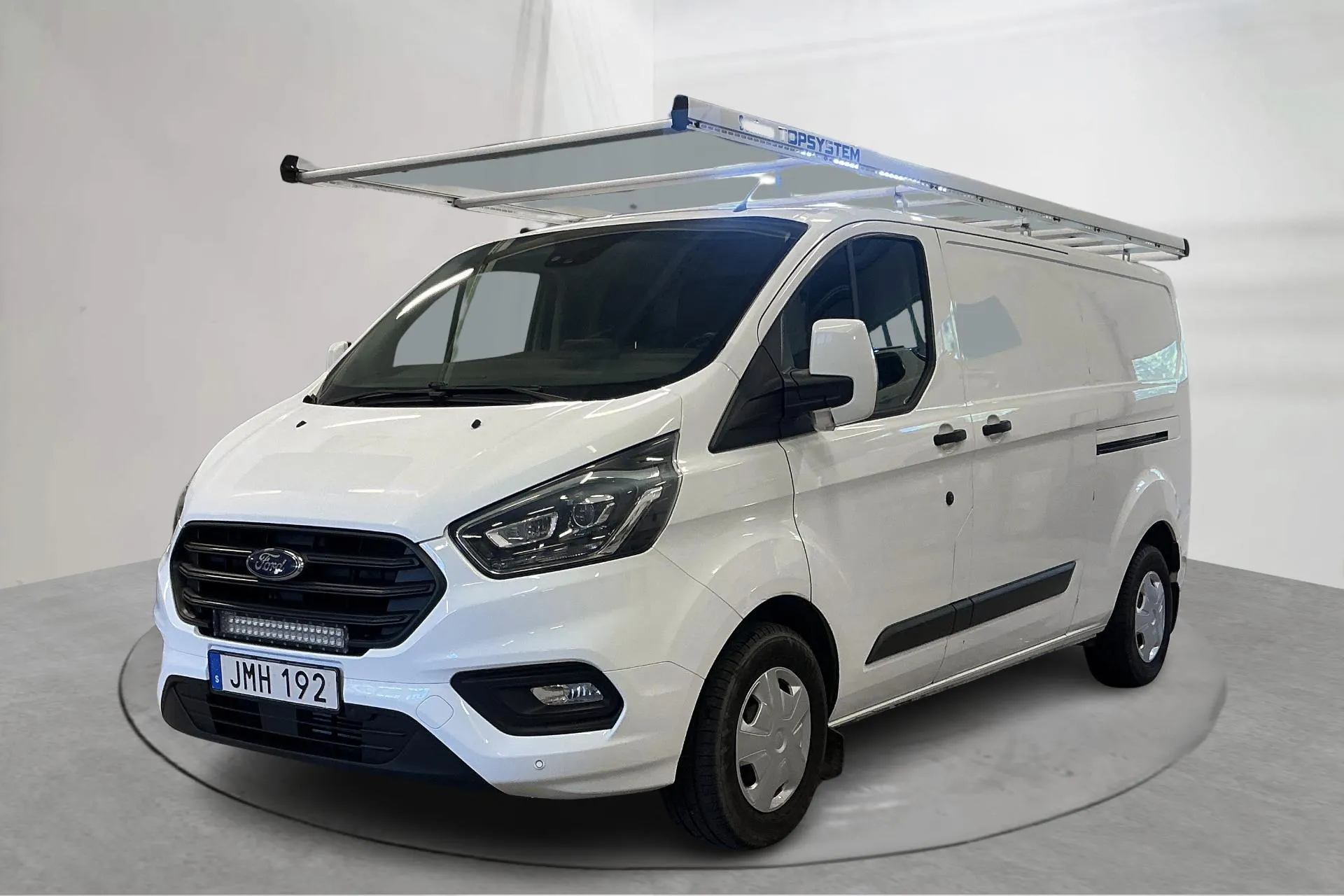 Presentation photo 1 of 18: Ford Transit Custom 300 (130hk) - 119 320 km - Manual - white - 2018