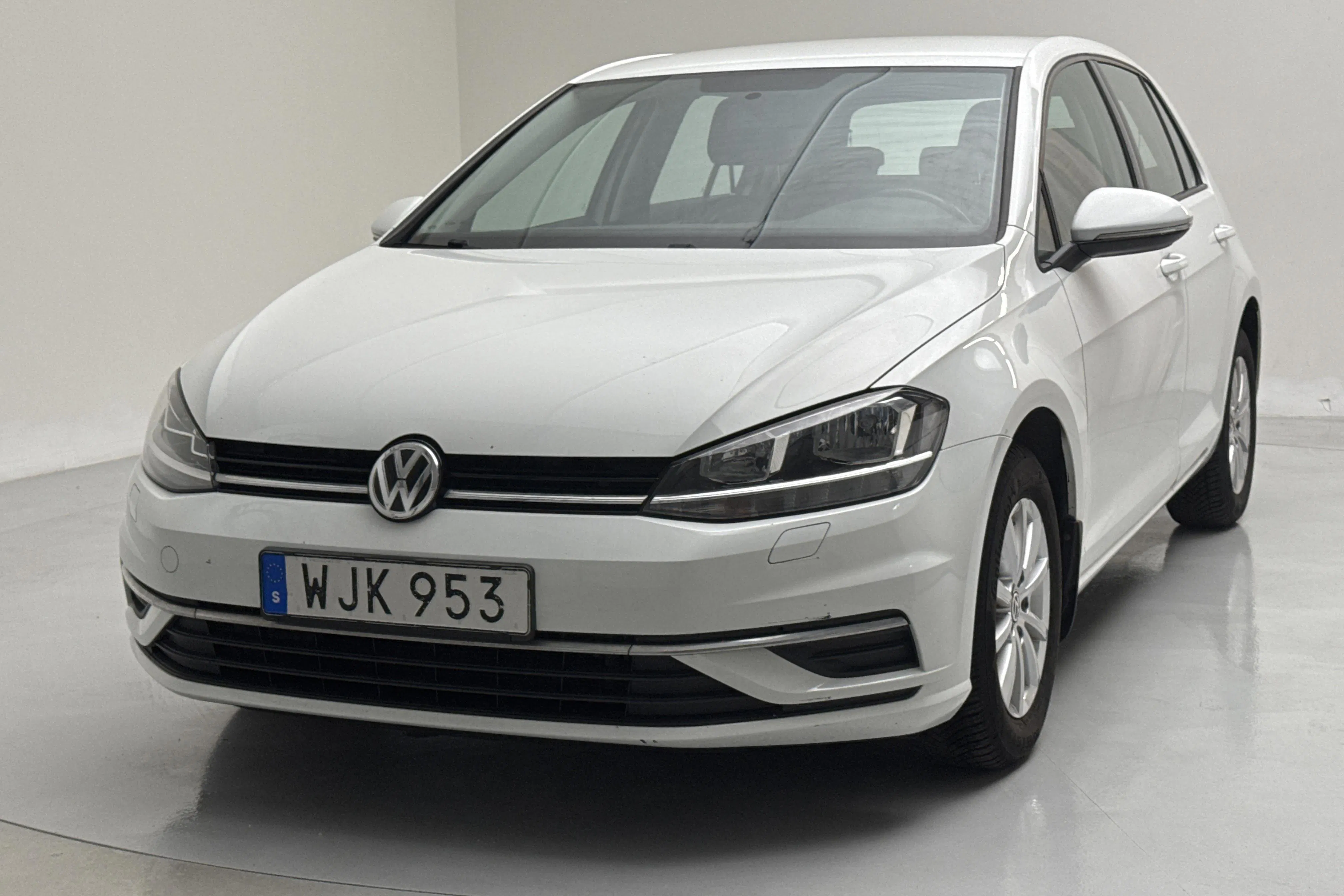 Presentation photo 1 of 11: VW Golf VII 1.0 TSI 5dr (115hk) - 124 250 km - Manual - white - 2019