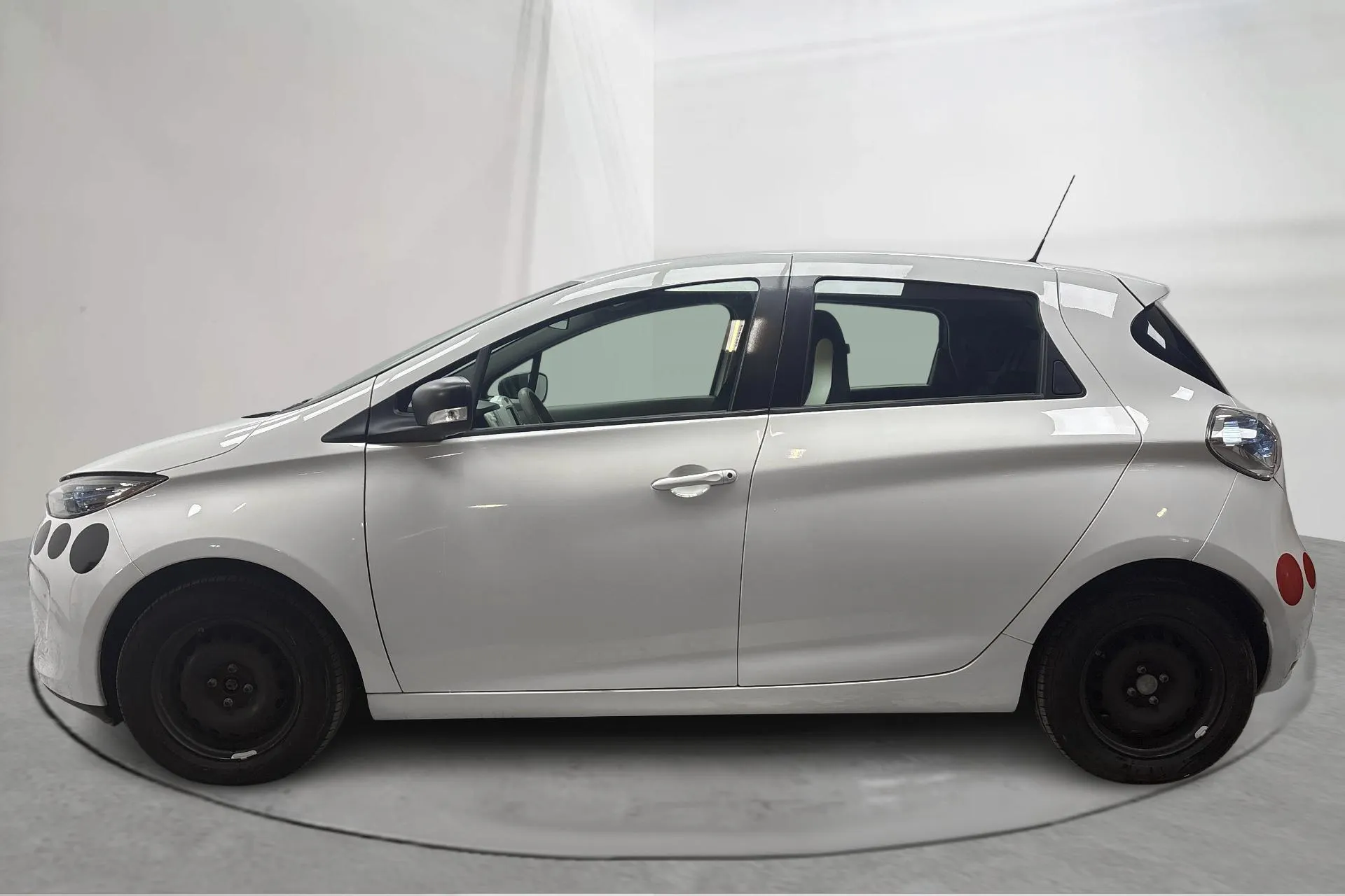 Presentationsfoto 2 av 17: Renault Zoe 41kWh R90 (92hk) - 4 348 mil - Automat - vit - 2019