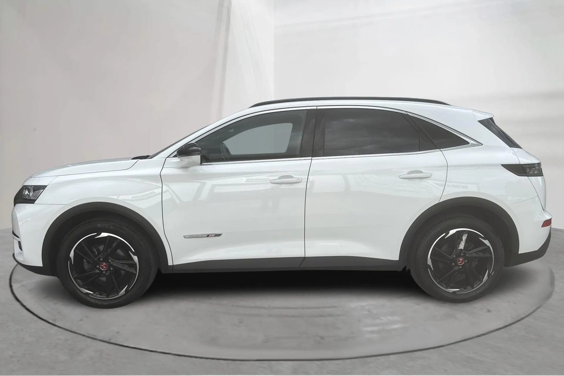 Presentation photo 2 of 17: DS DS7 Crossback PureTech (180hk) - 44 520 km - Automatic - white - 2022