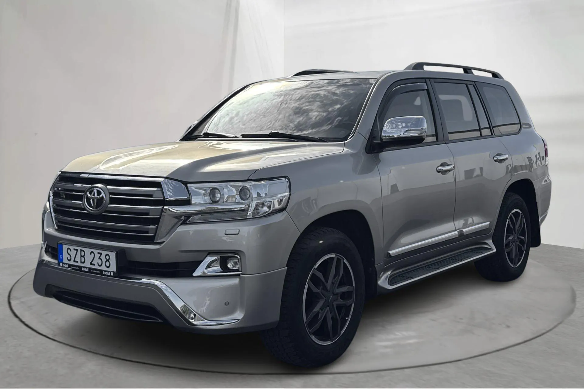 Presentation photo 1 of 17: Toyota Land Cruiser 4.0 V6 AWD (275hk) - 108 950 km - Automatic - gray - 2016