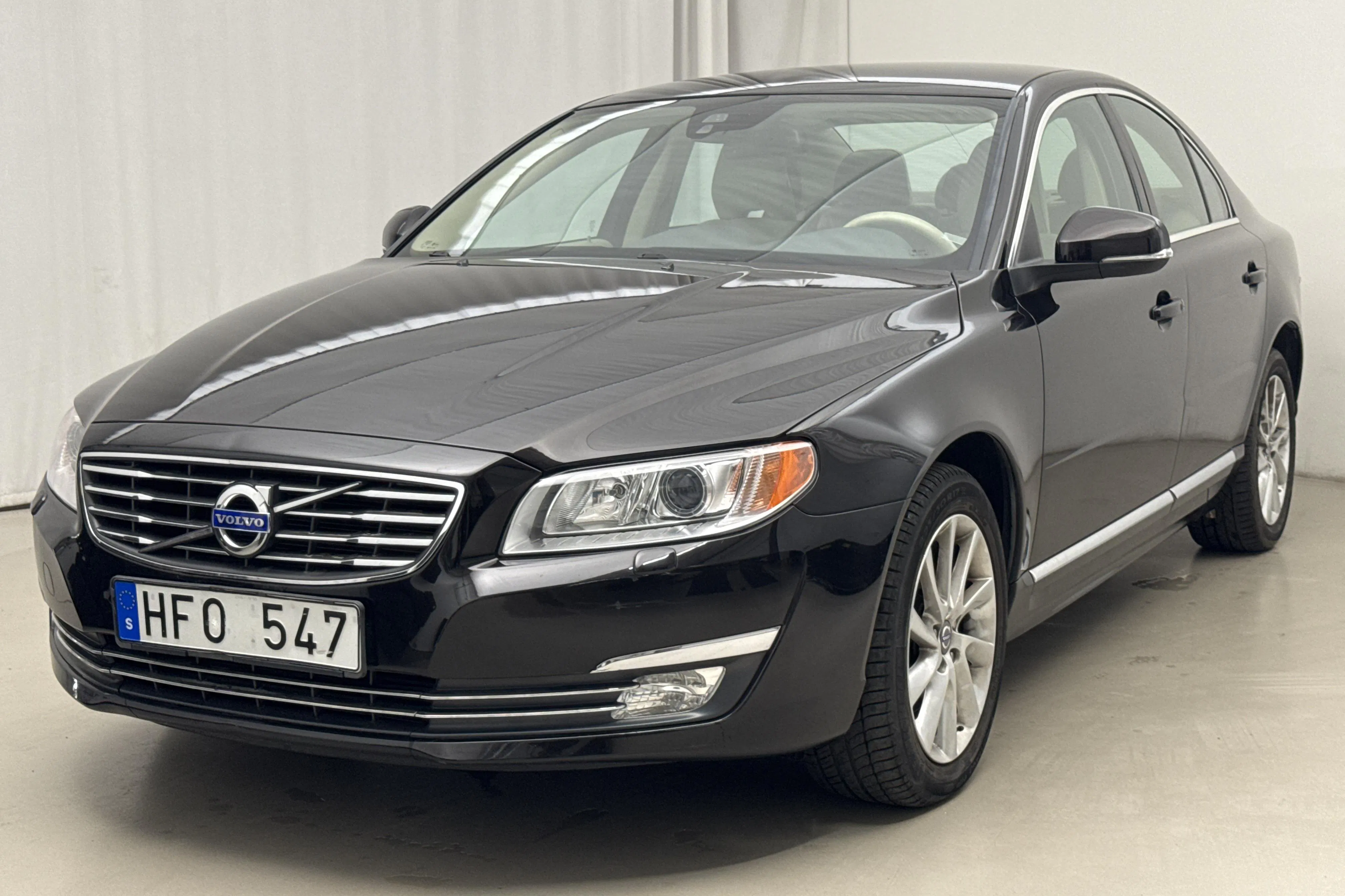Presentationsfoto 1 av 19: Volvo S80 D5 (215hk) - 4 973 mil - Automat - svart - 2014