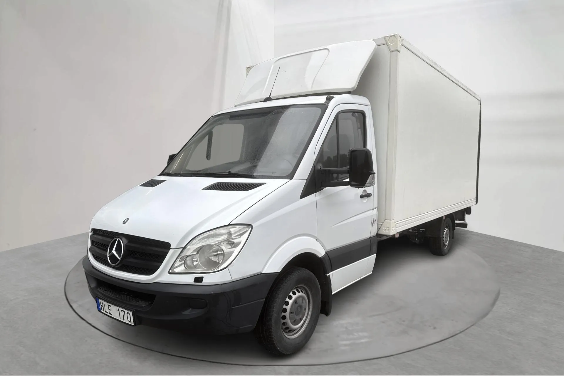 Presentation photo 1 of 14: Mercedes Sprinter 316 CDI Volymskåp (163hk) - 176 500 km - Automatic - white - 2012