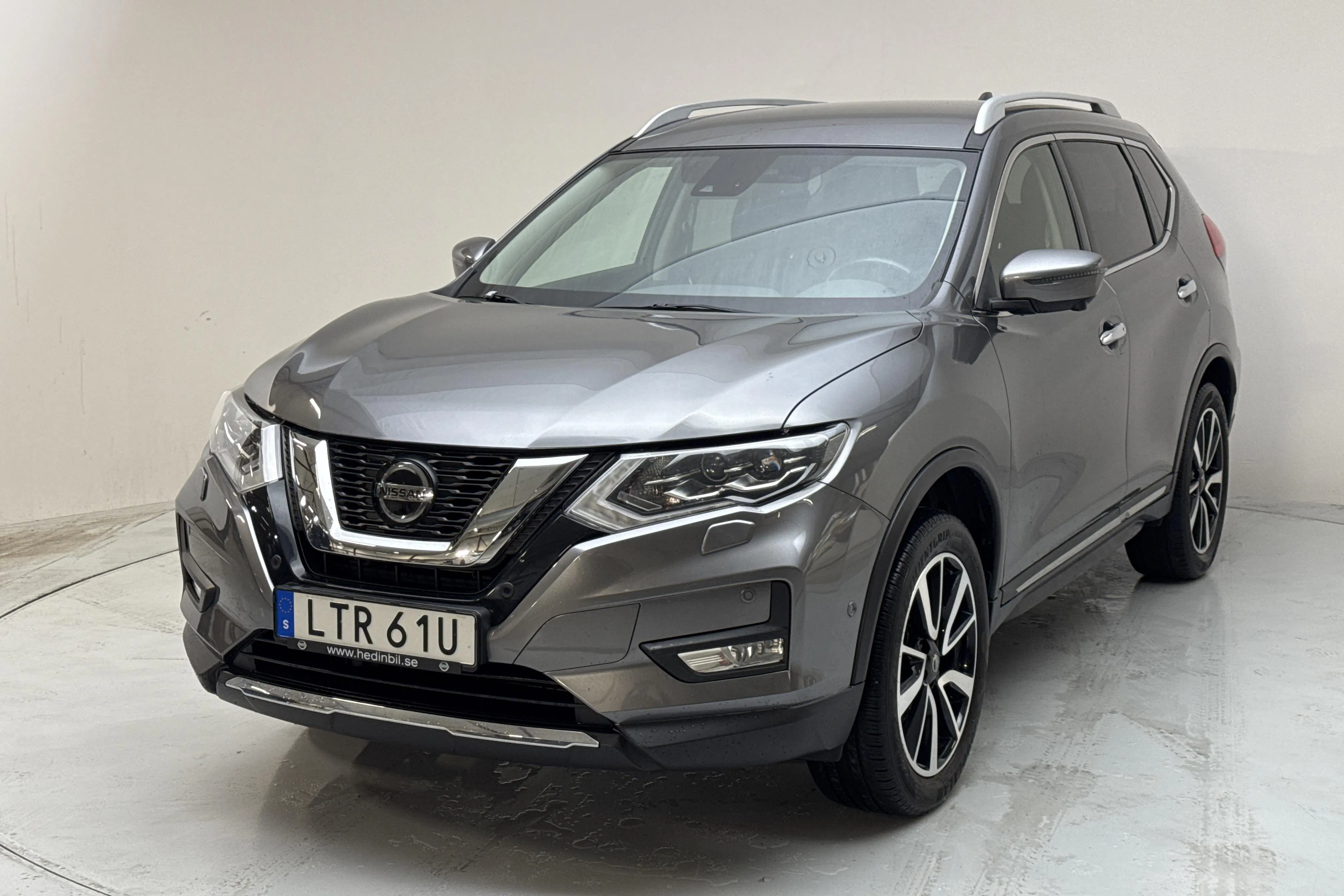 Presentation photo 1 of 14: Nissan X-trail 1.3 DIG-T 2WD (160hk) - 68 940 km - Automatic - gray - 2020