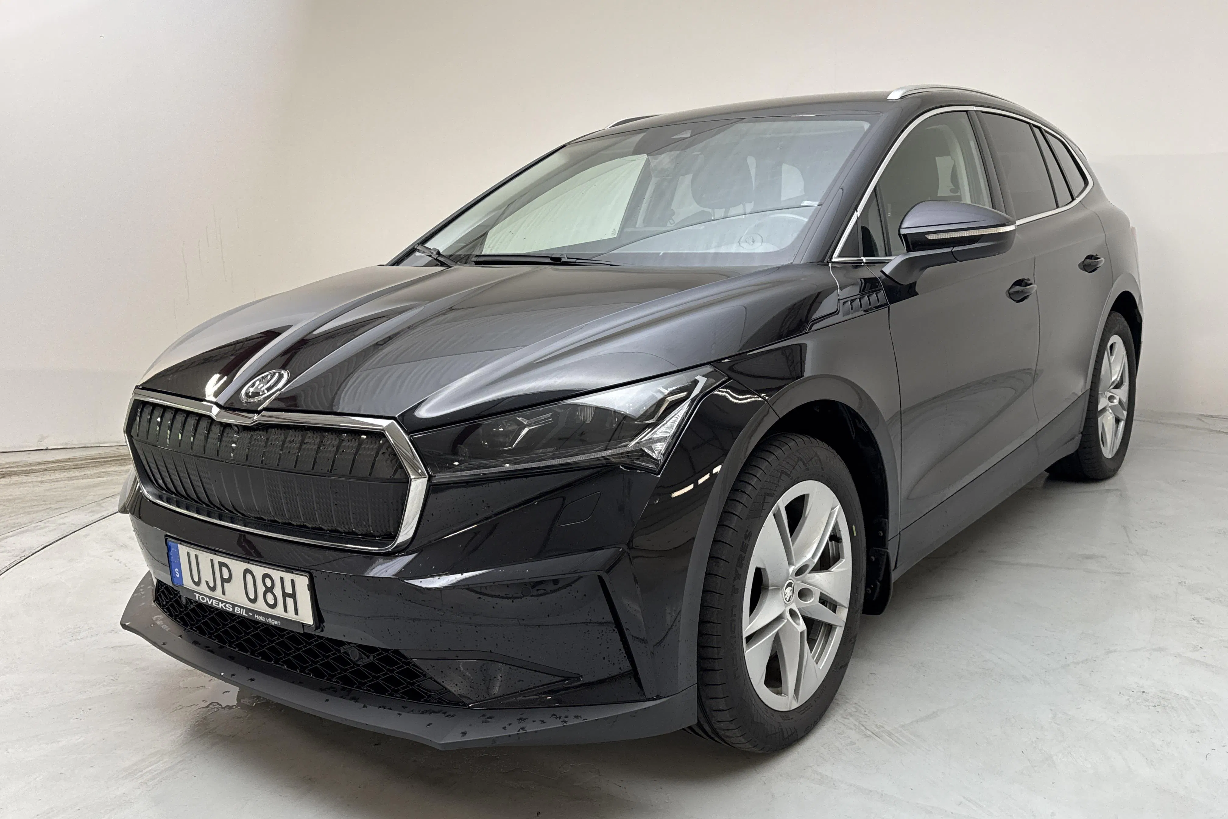 Presentation photo 1 of 17: Skoda Enyaq iV 80 (204hk) - 115 920 km - Automatic - black - 2023
