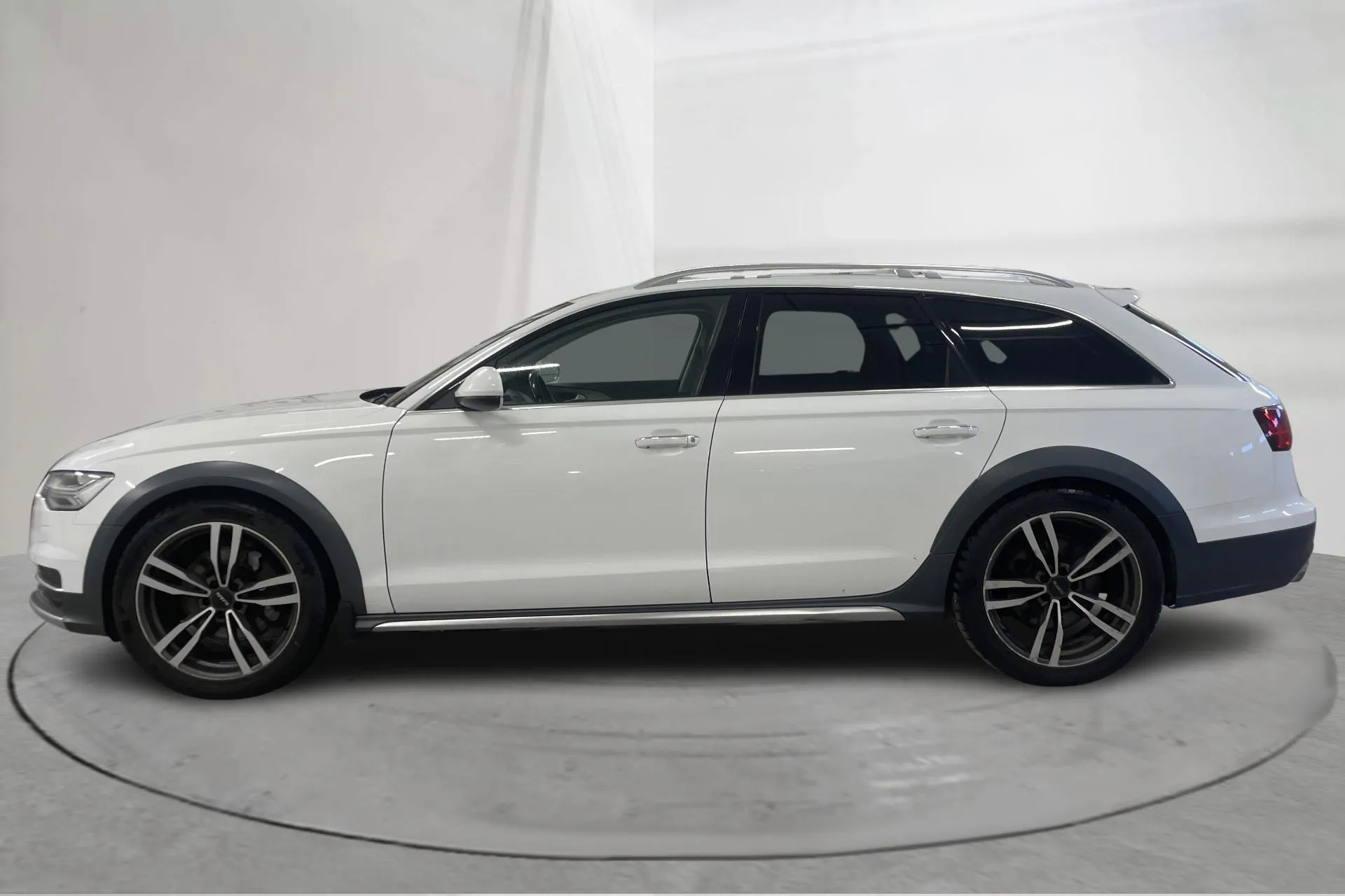 Presentation photo 2 of 17: Audi A6 Allroad 3.0 TDI quattro (218hk) - 163 070 km - Automatic - white - 2017