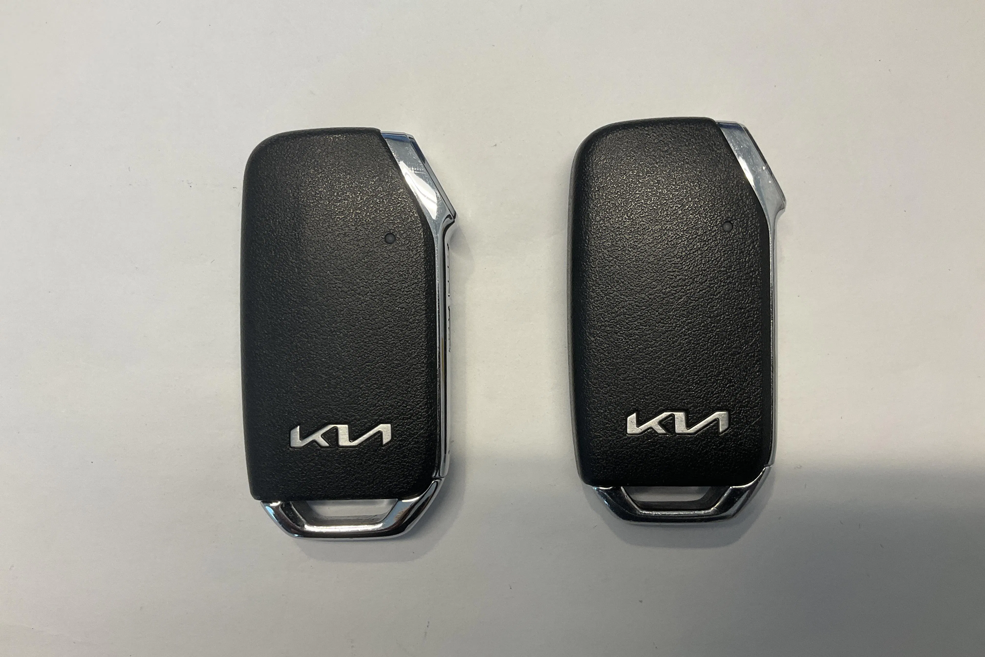 Presentationsfoto 17 av 17: KIA Niro Plug-in Hybrid (183hk) - 5 824 mil - Automat - Mörkgrå - 2024