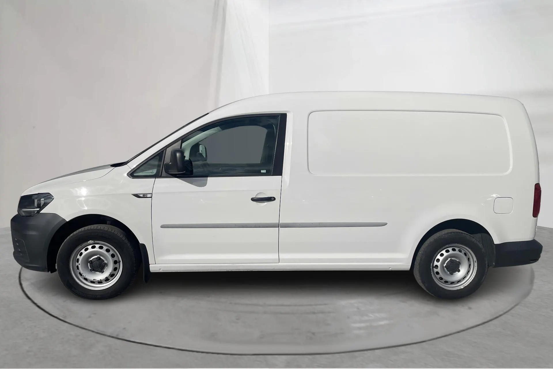 Presentation photo 2 of 16: VW Caddy 2.0 TDI Maxi Skåp (102hk) - 89 210 km - Manual - white - 2020
