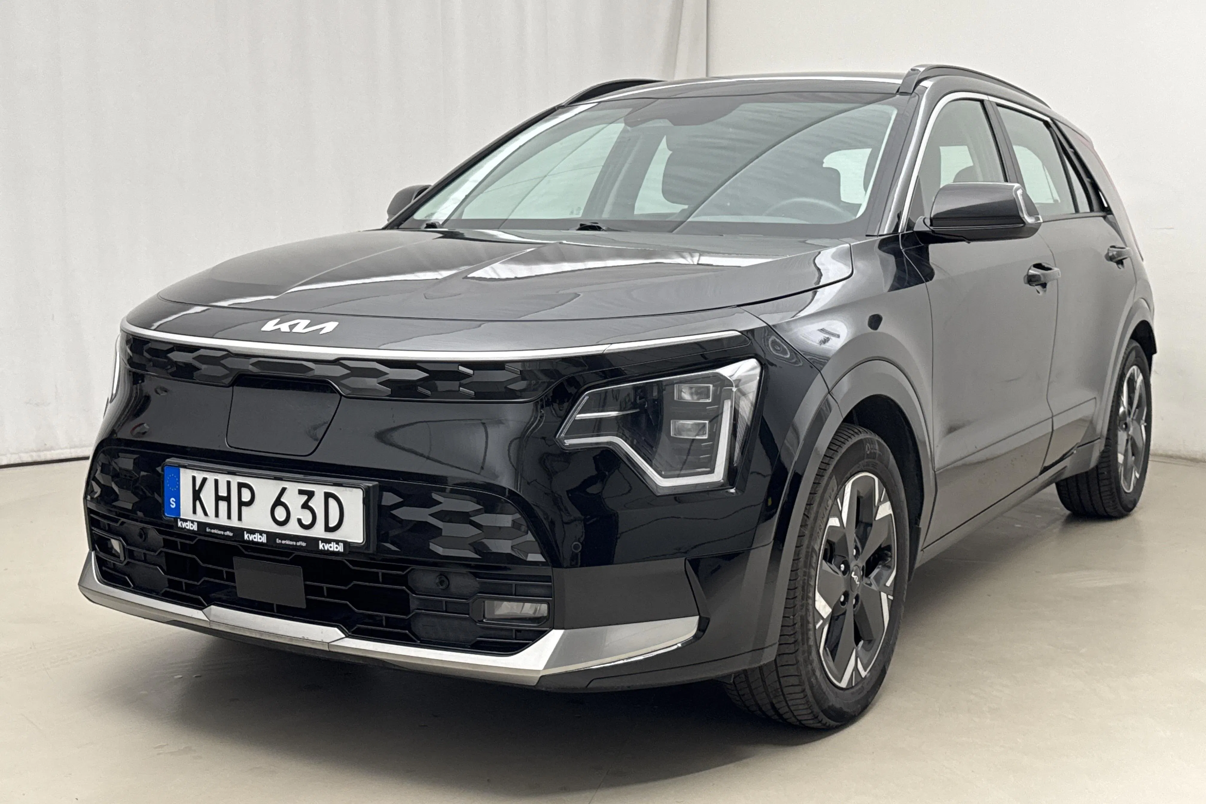 Presentation photo 1 of 20: KIA Niro EV 65kWh (204hk) - 113 340 km - Automatic - black - 2023