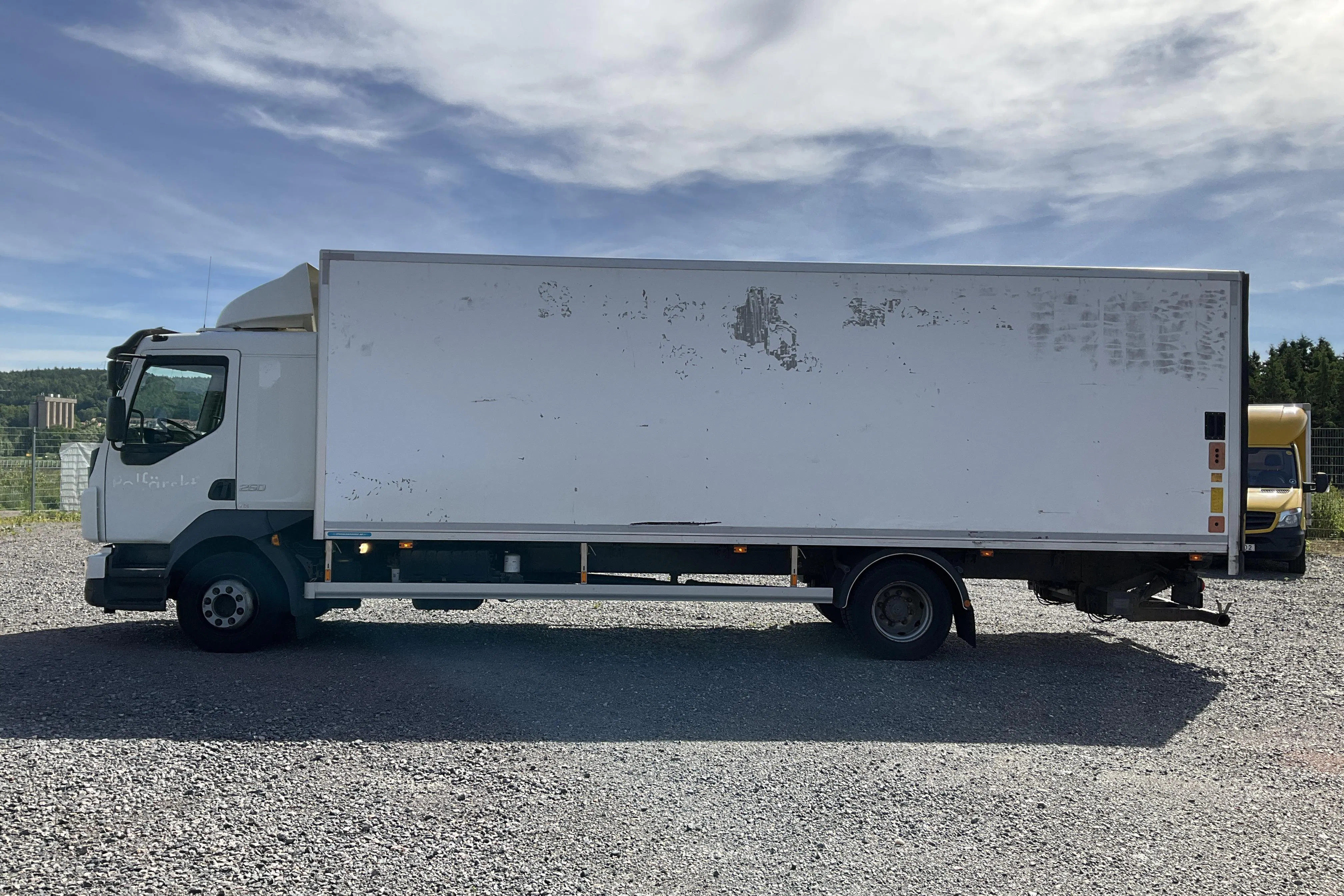 Presentation photo 2 of 58: VOLVO FL250 - 194 715 km - Automatic - 2015