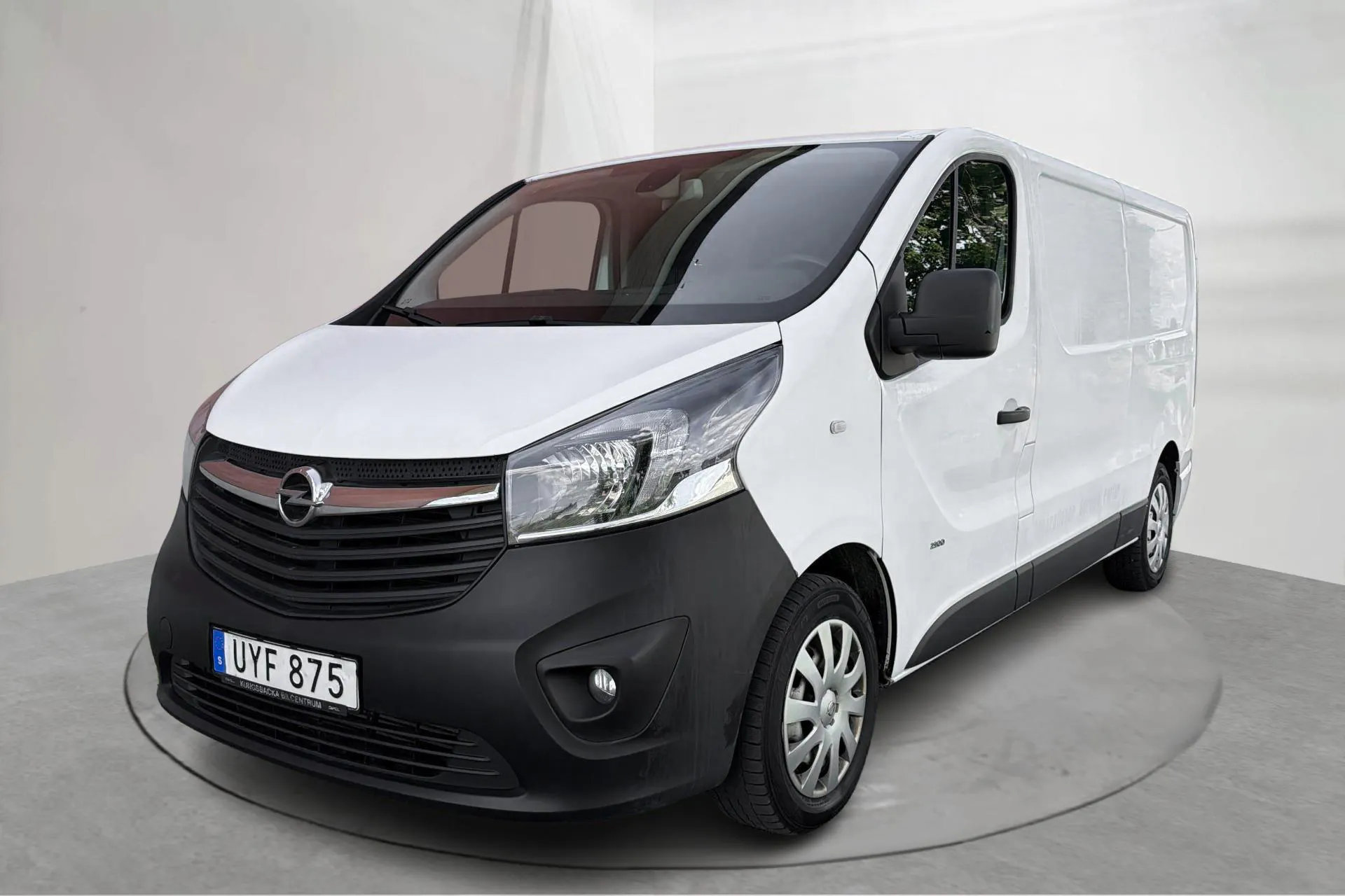 Presentation photo 1 of 15: Opel Vivaro 1.6 BITURBO (125hk) - 199 320 km - Manual - white - 2017