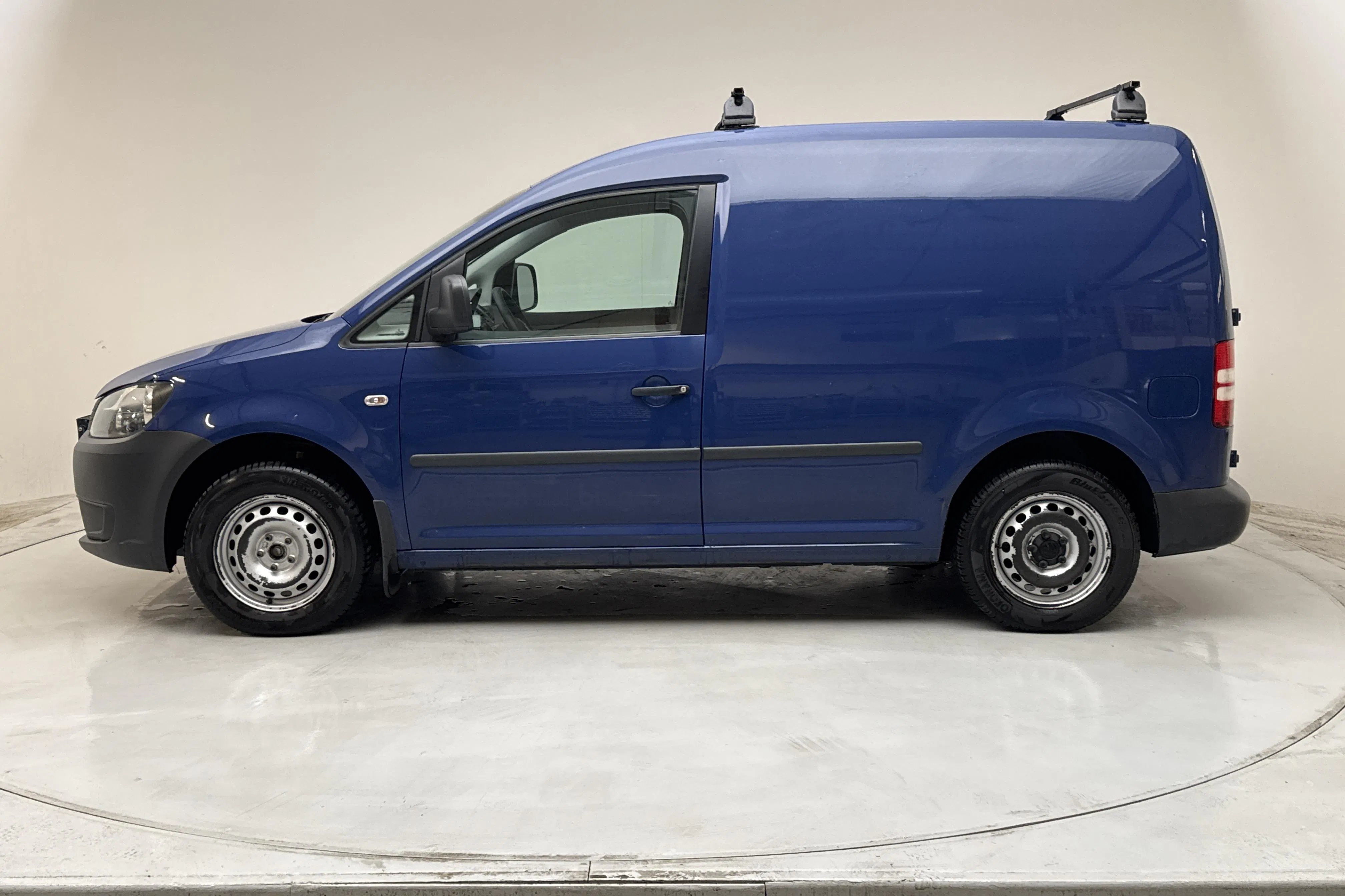 Presentation photo 2 of 11: VW Caddy 2.0 Ecofuel Skåp (109hk) - 155 860 km - Manual - dark blue - 2012