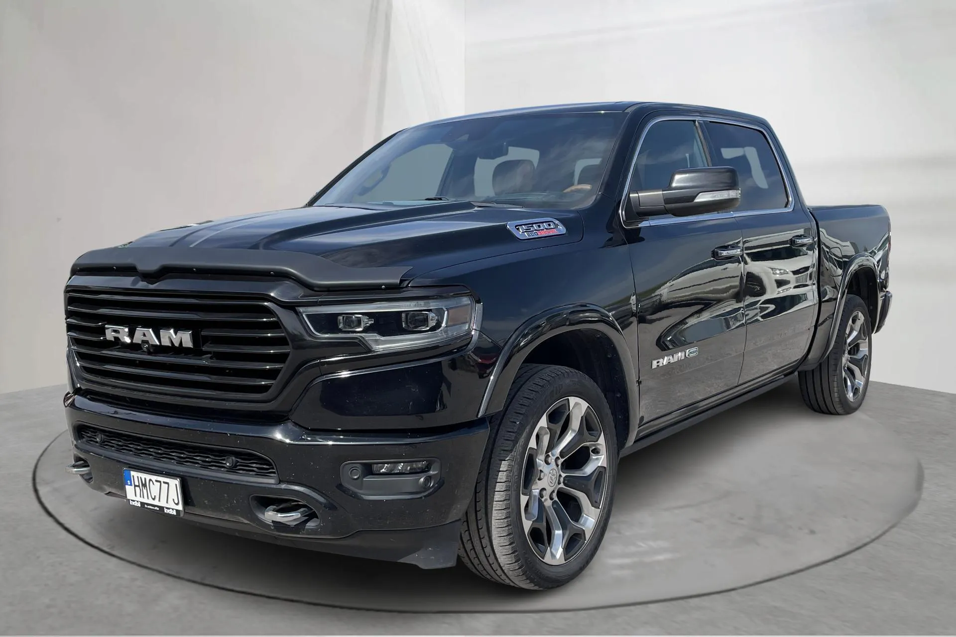 Presentation photo 1 of 25: RAM RAM 1500 Crew Cab 3.0 V6 EcoDiesel (264hk) - 188 430 km - Automatic - black - 2021