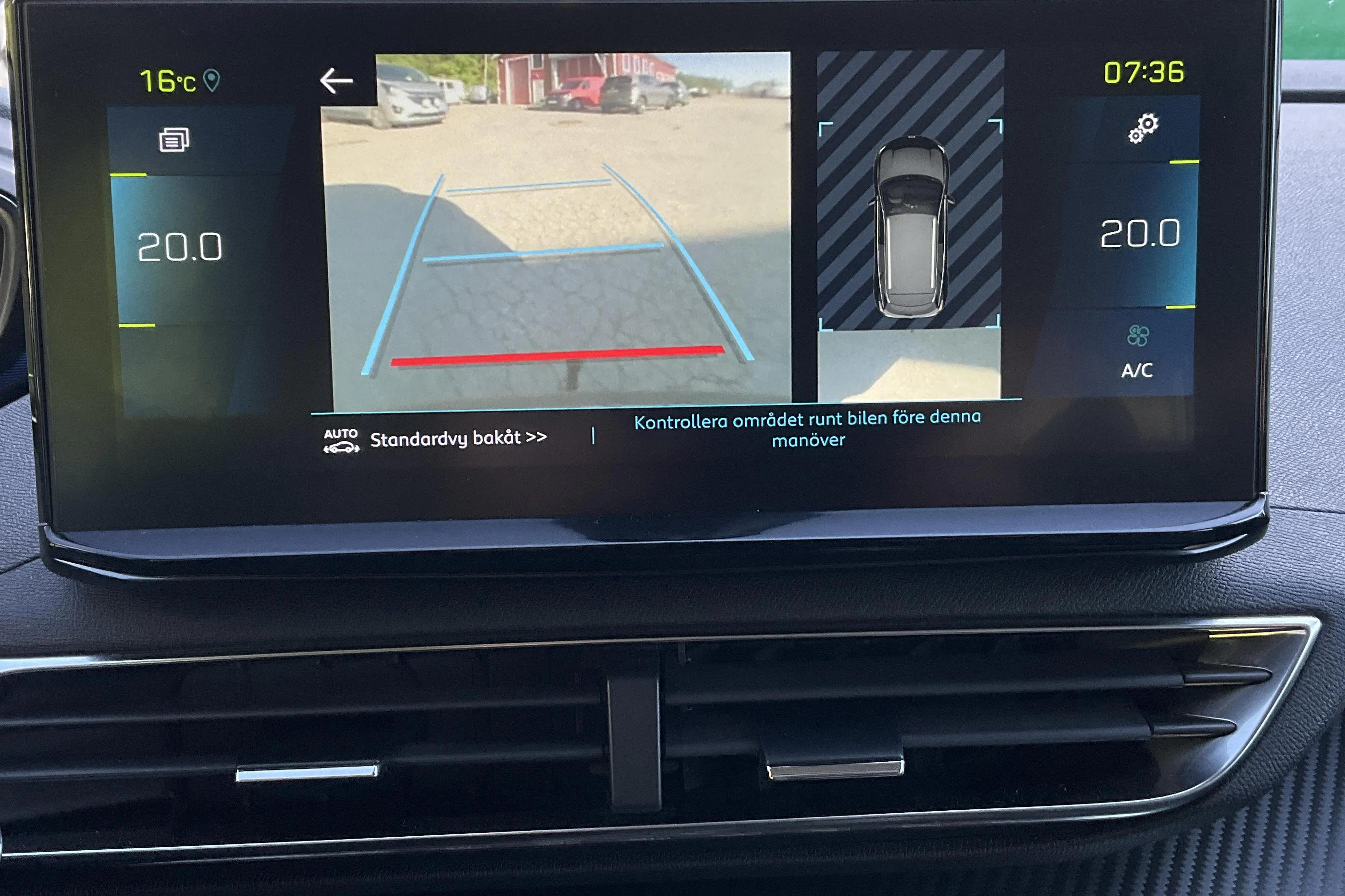 Presentation photo 15 of 15: Peugeot 3008 1.6 Plug-in Hybrid (225hk) - 107 180 km - Automatic - gray - 2022