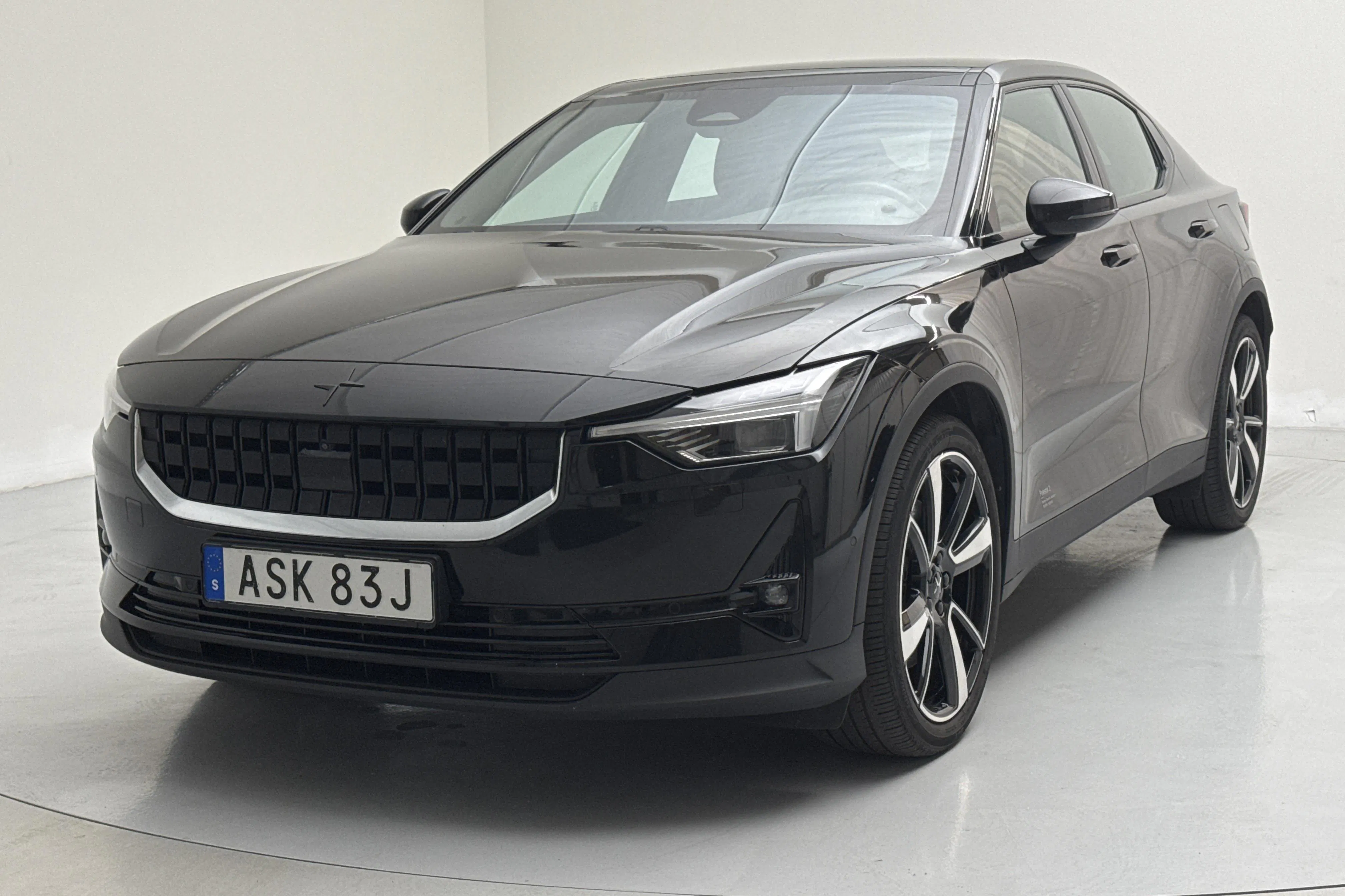 Esitlusfoto 1 aadressil 22: Polestar 2 Long range Dual motor (408hk) - 124 680 km - Automaatne - must - 2021