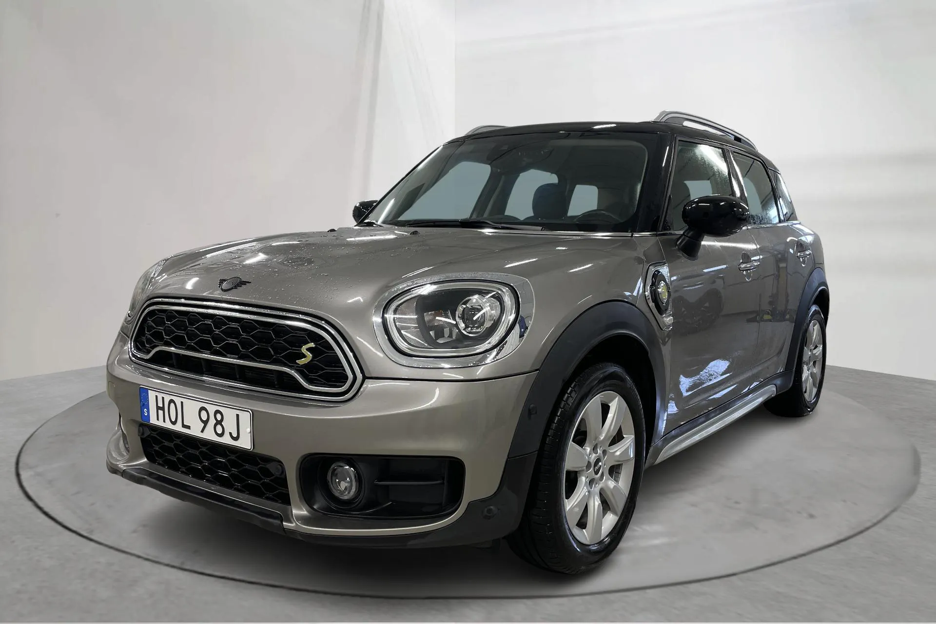 Presentationsfoto 1 av 17: MINI Cooper S E ALL4 Countryman, F60 (224hk) - 4 841 mil - Automat - grå - 2020