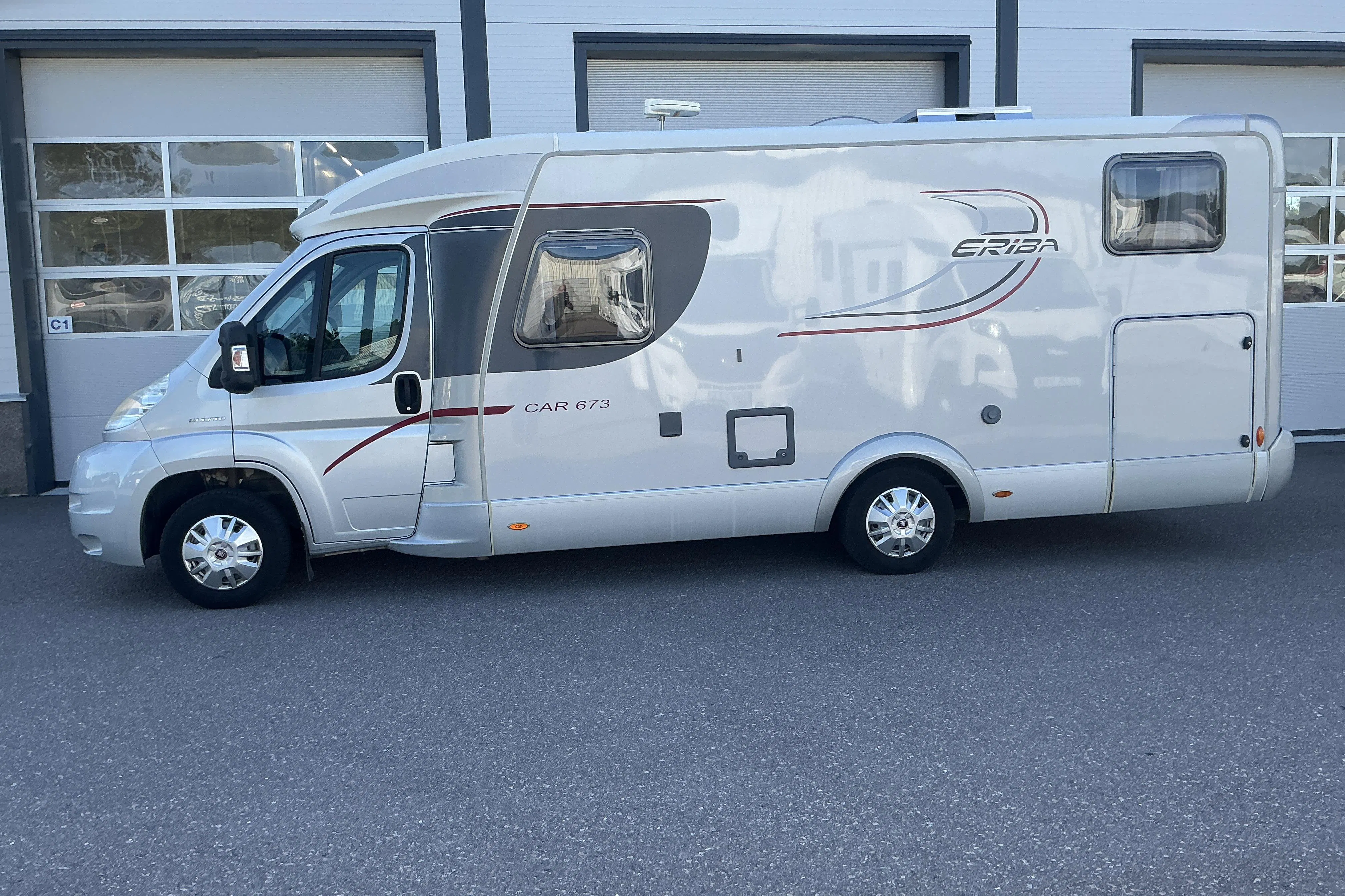 Presentation photo 2 of 36: FIAT HYMER ERIBA CAR 673 Husbil - 75 460 km - Manual - 2010