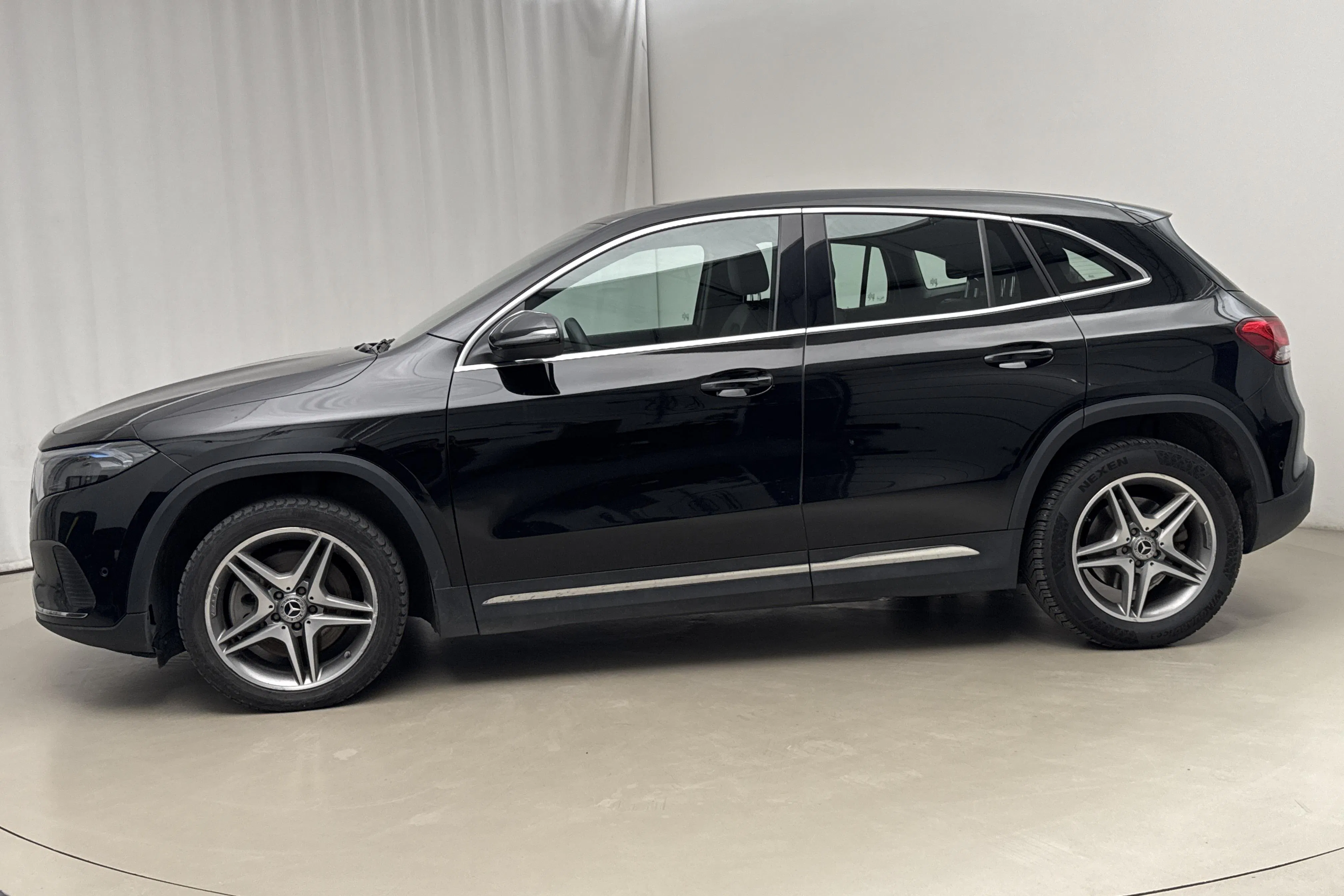 Presentationsfoto 2 av 18: Mercedes EQA 250+ H243 (190hk) - 17 178 mil - Automat - svart - 2024