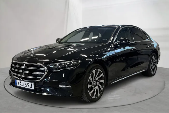 Mercedes E 300 e Sedan 4Matic W214 (313hk)