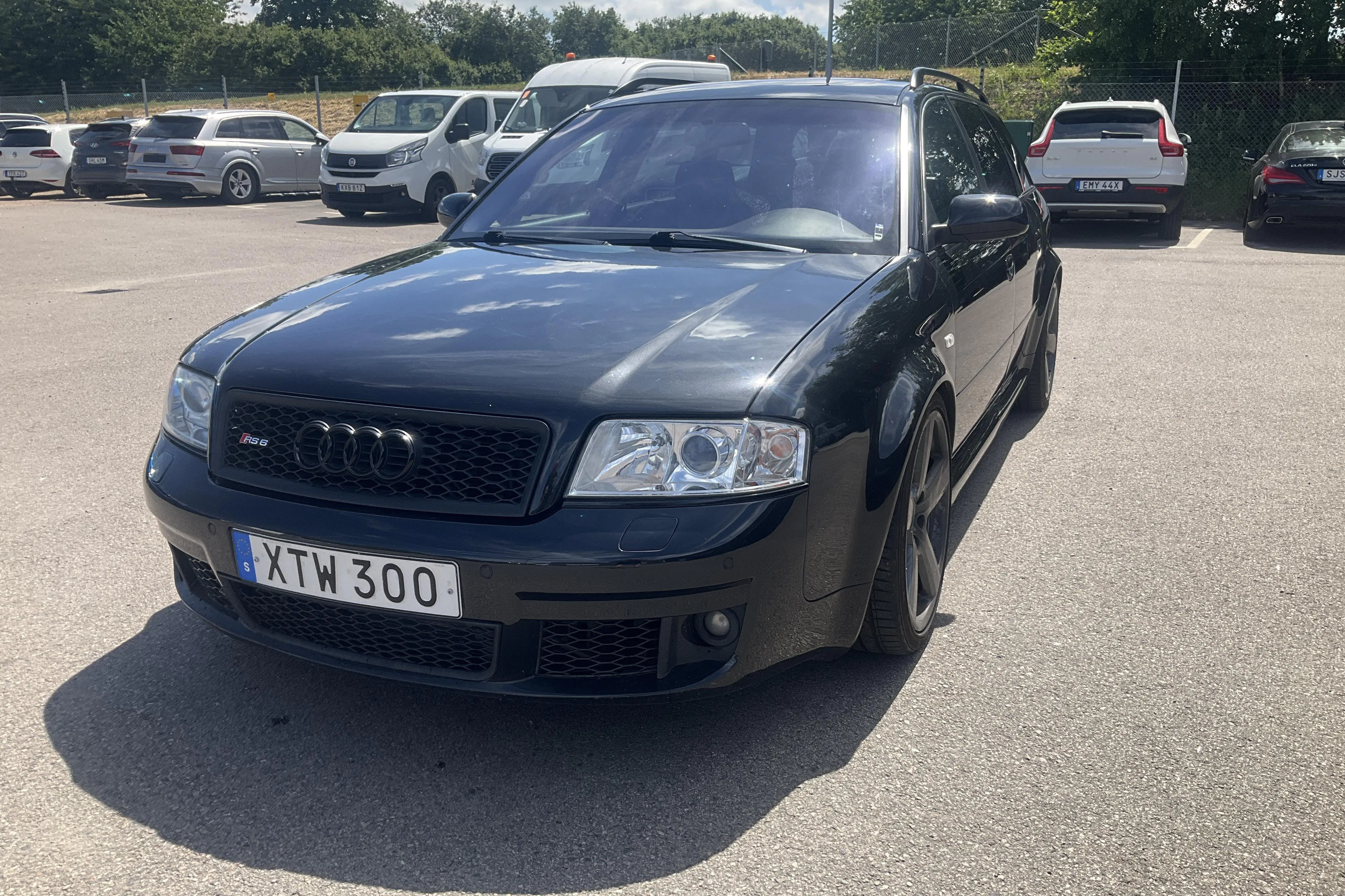 Presentation photo 1 of 11: Audi RS6 Avant (450hk) - 201 200 km - Automatic - black - 2003