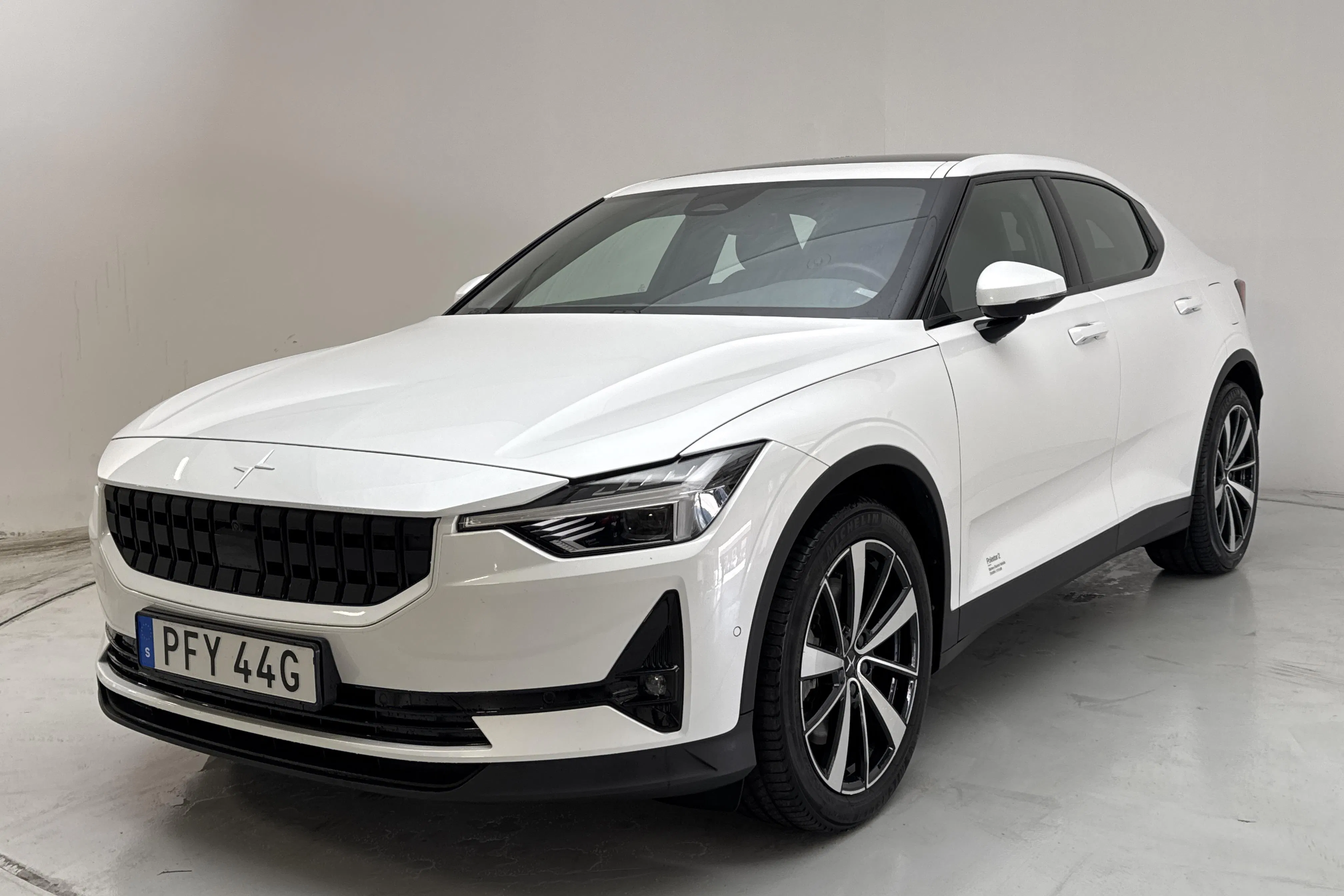 Presentationsfoto 1 av 19: Polestar 2 Long range Single motor (231hk) - 8 298 mil - Automat - vit - 2022