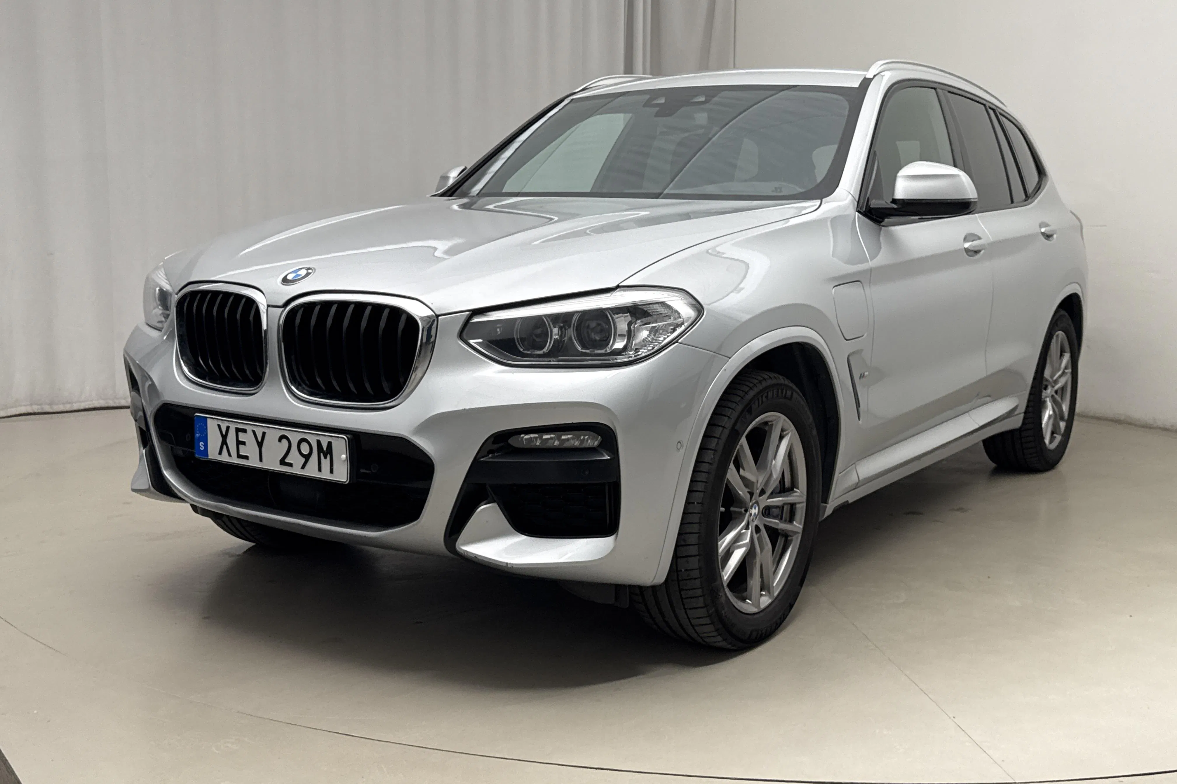 Esittelykuva 1 osoitteesta 21: BMW X3 xDrive30e, G01 (292hk) - 163 760 km - Automaattinen - hopea - 2021