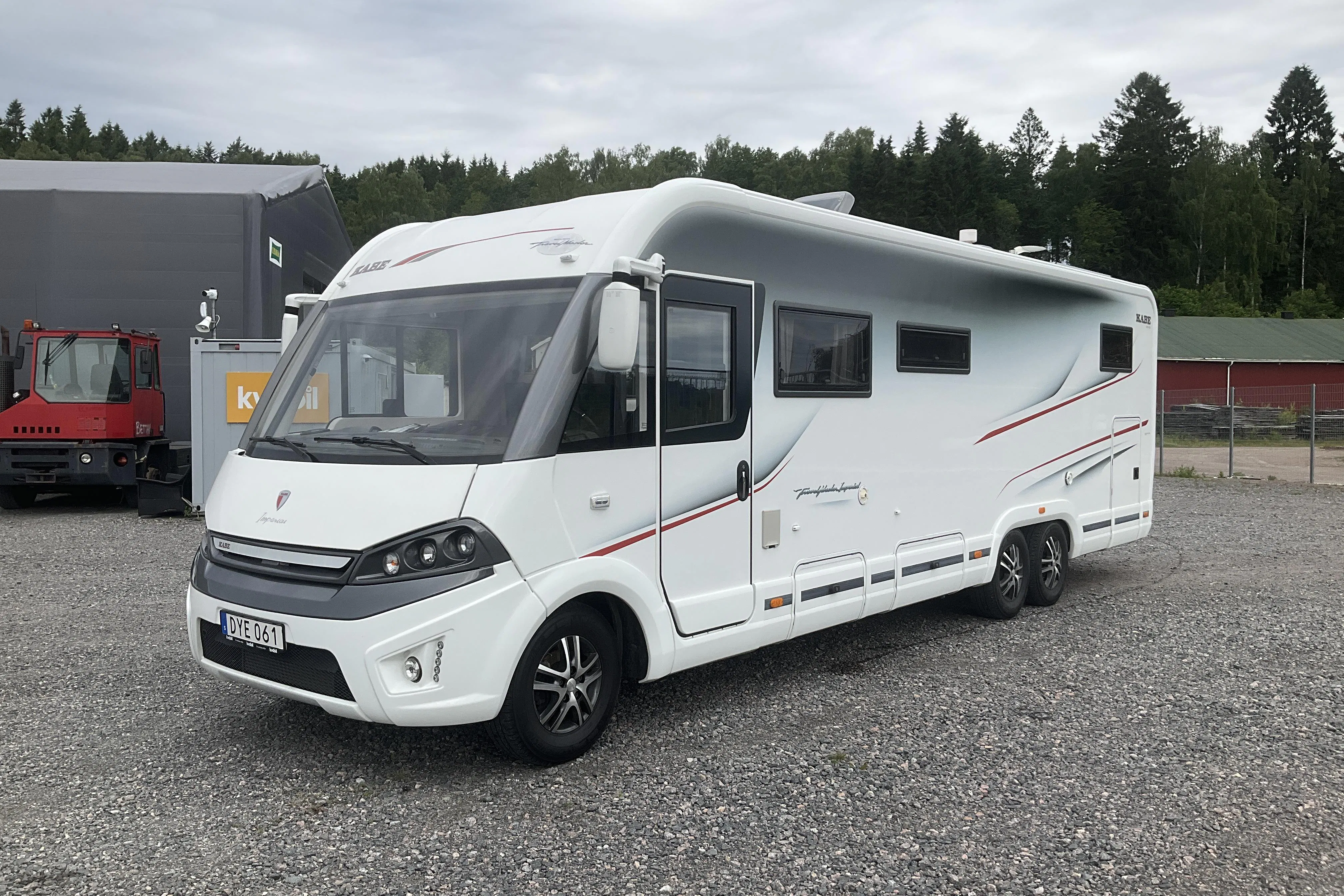 Presentationsfoto 1 av 54: FIAT KABE Travel master I 910 IMPERIAL GB Husbil - 3 320 mil - Automat - vit - 2019