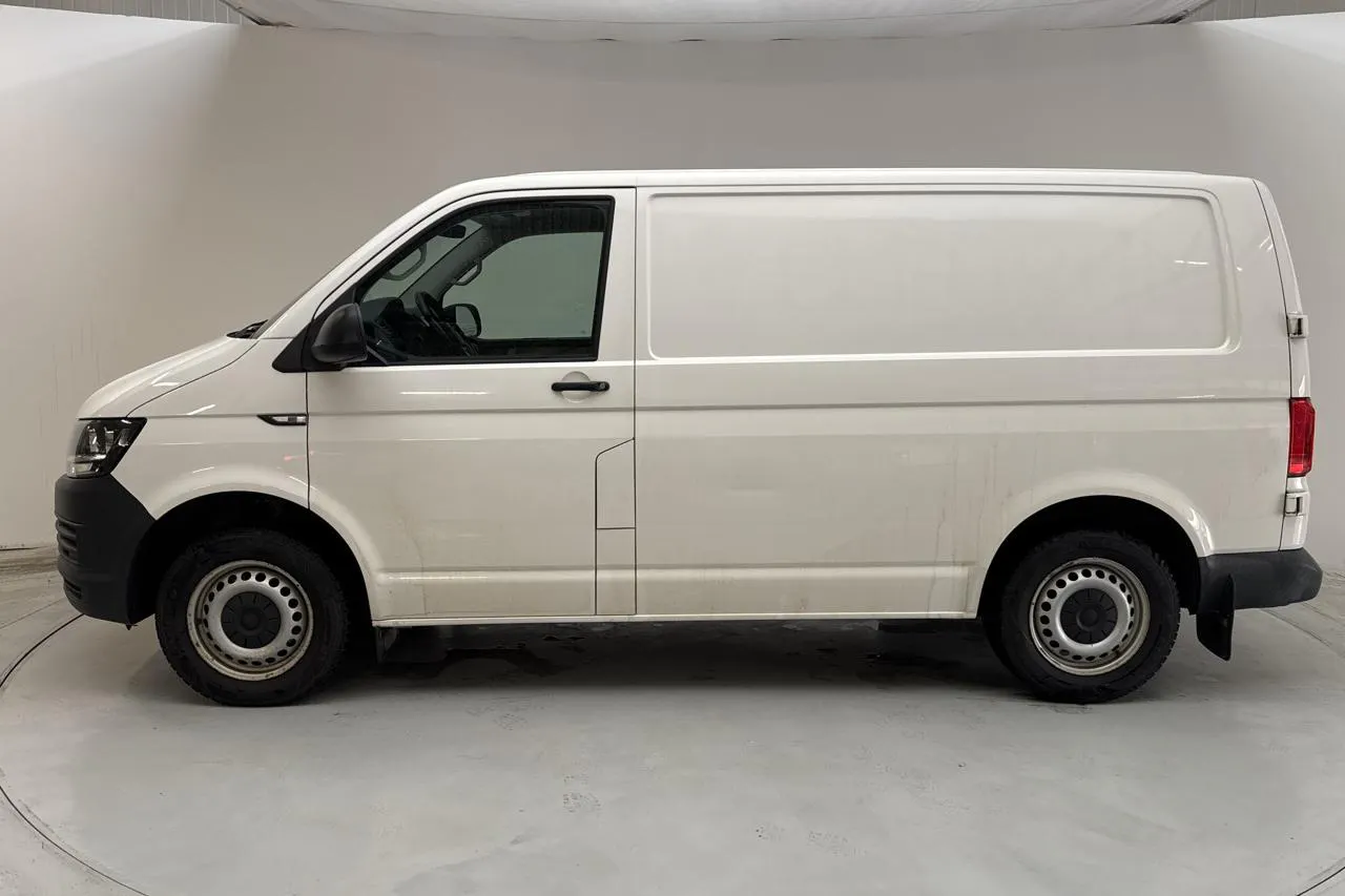 Presentationsfoto 2 av 12: VW Transporter T6 2.0 TDI BMT Skåp (102hk) - 15 118 mil - Manuell - vit - 2018