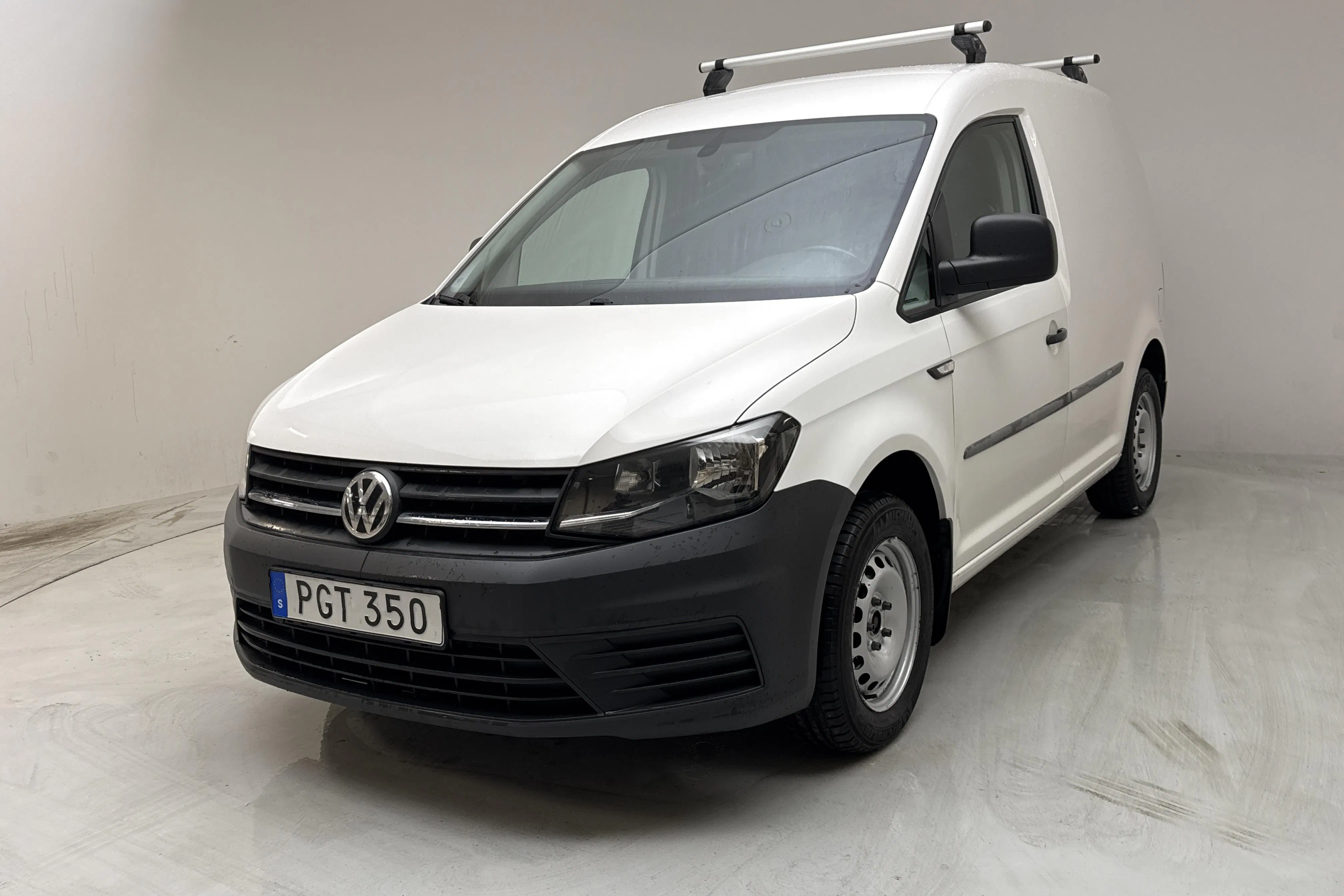 Presentationsfoto 1 av 15: VW Caddy 2.0 TDI Skåp (102hk) - 21 075 mil - Automat - vit - 2017