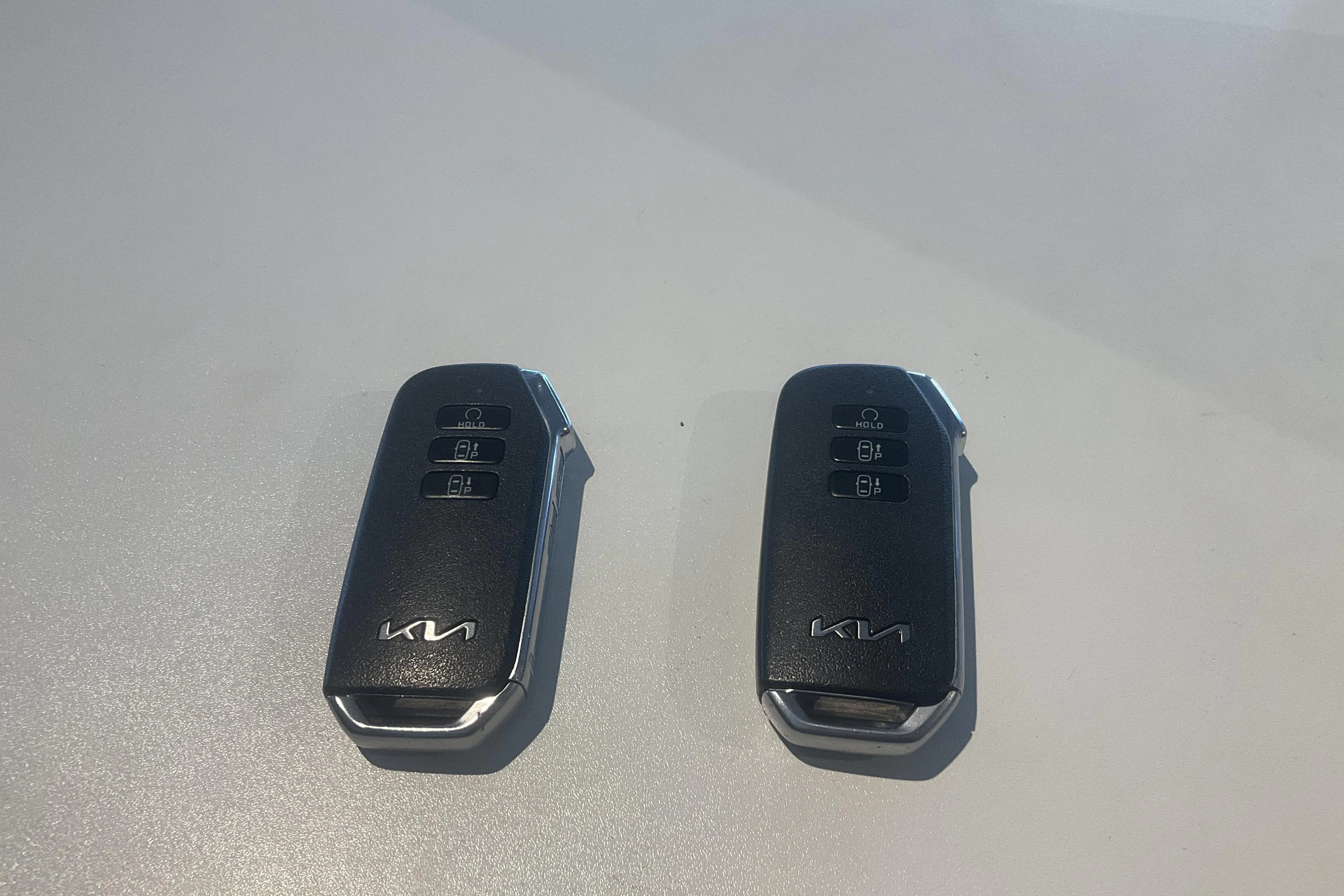 Presentationsfoto 18 av 18: KIA EV6 AWD (325hk) - 13 037 mil - Automat - grå - 2023