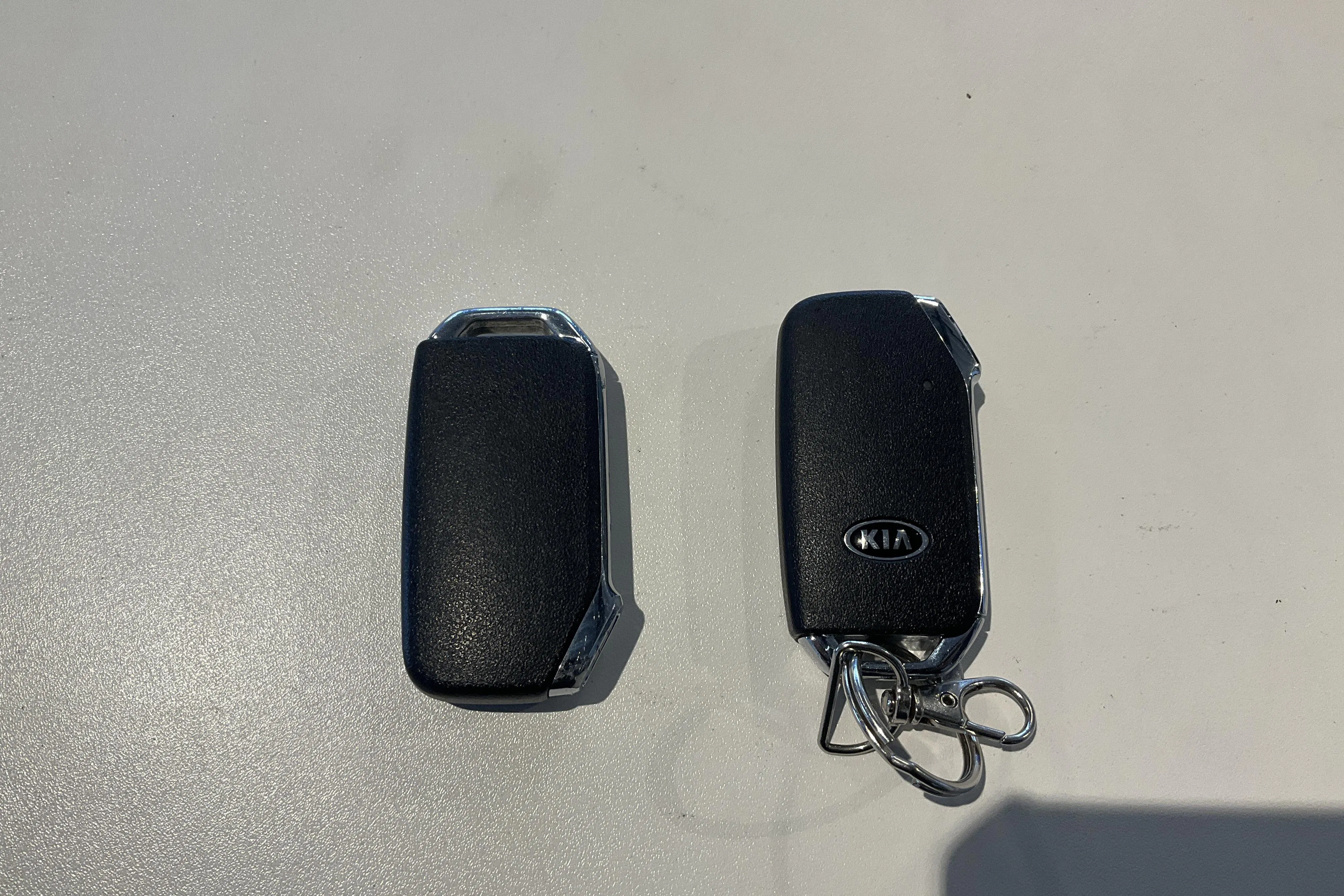 Presentation photo 20 of 20: KIA Niro Plug-in Hybrid 1.6 (141hk) - 65 000 km - Automatic - gray - 2021
