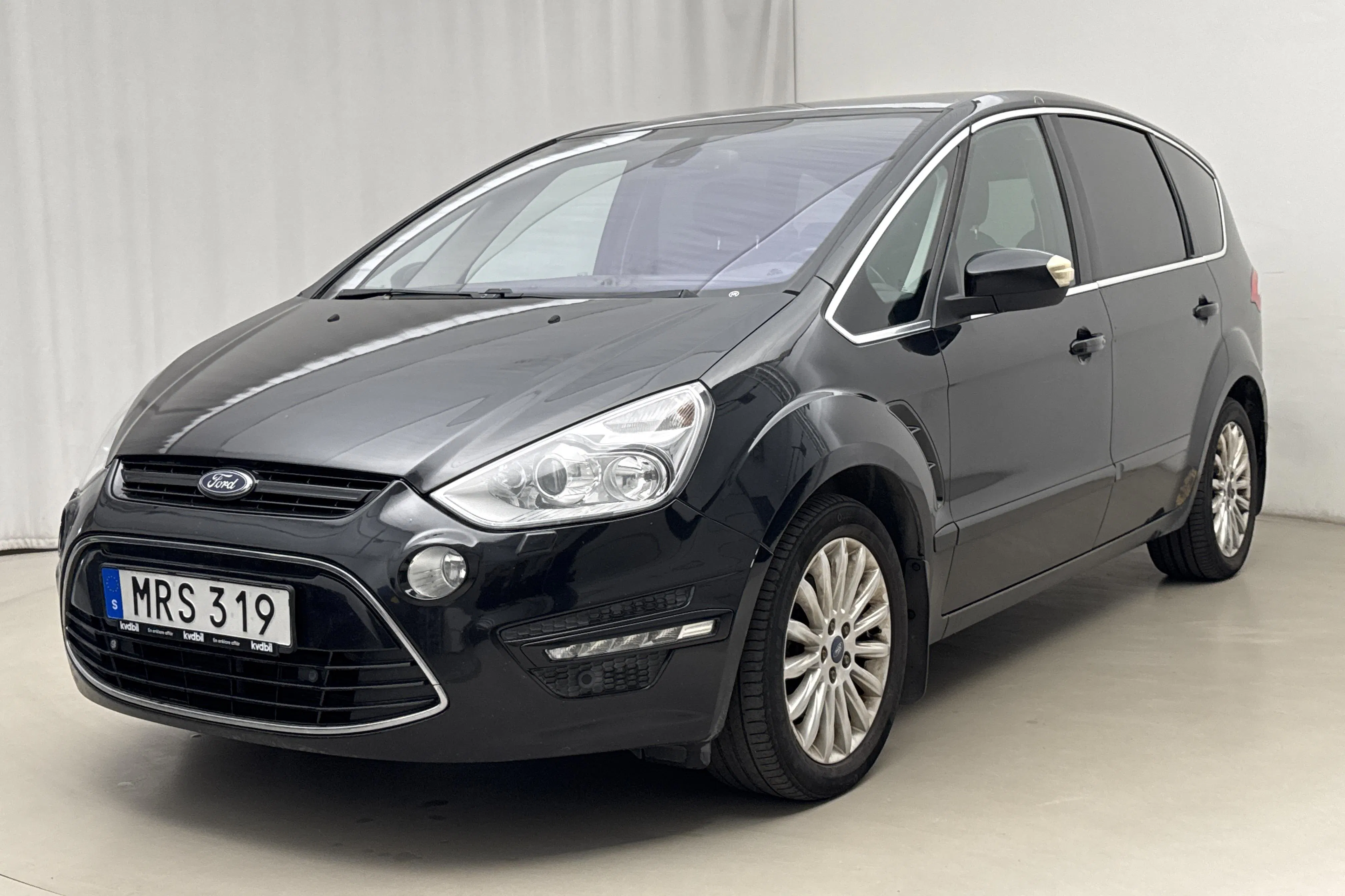 Presentationsfoto 1 av 20: Ford S-MAX 2.0 Duratorq TDCi (163hk) - 22 113 mil - Automat - svart - 2012
