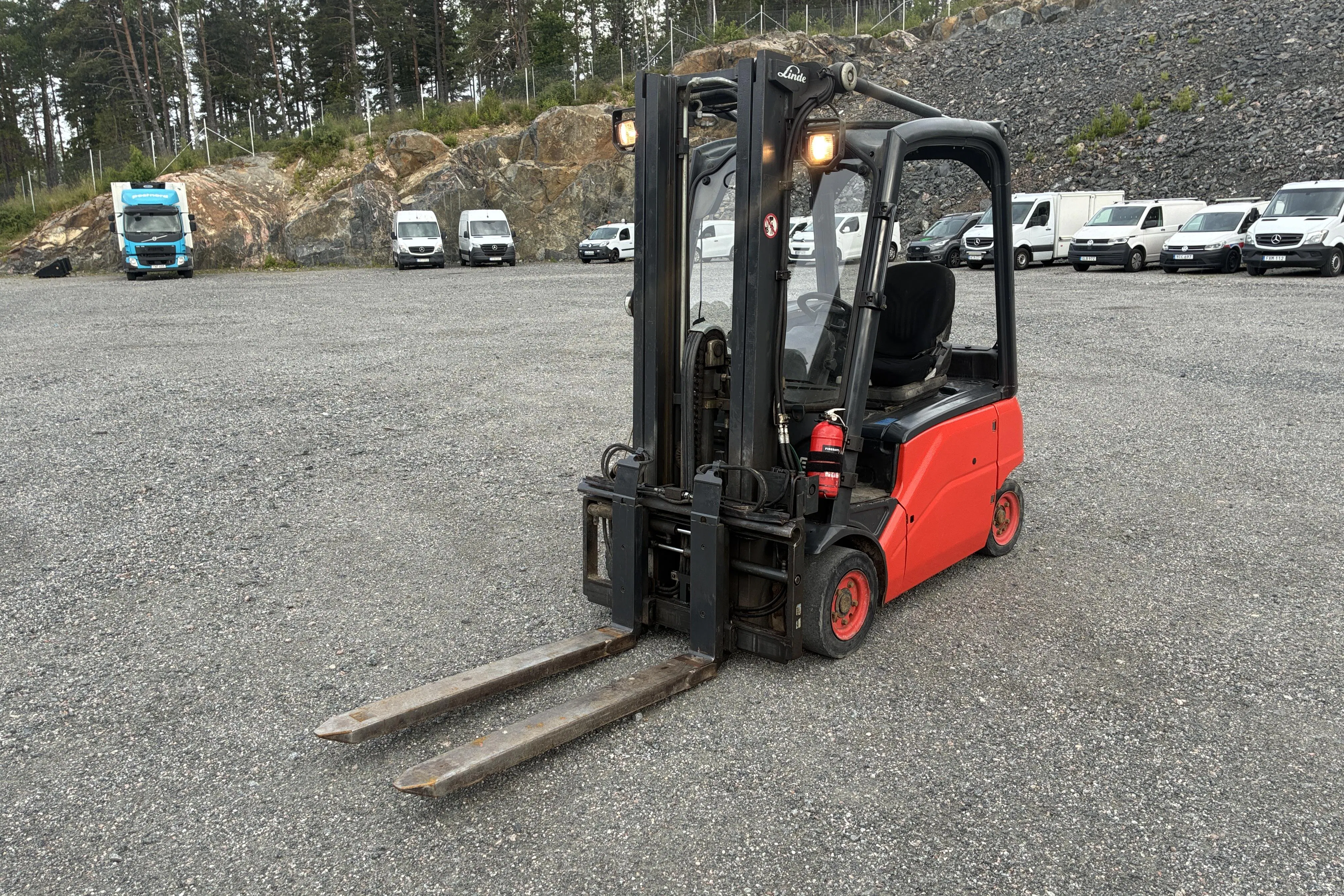 Presentation photo 1 of 75: Linde E16 PL Truck 1600kg - 0 km - 2011