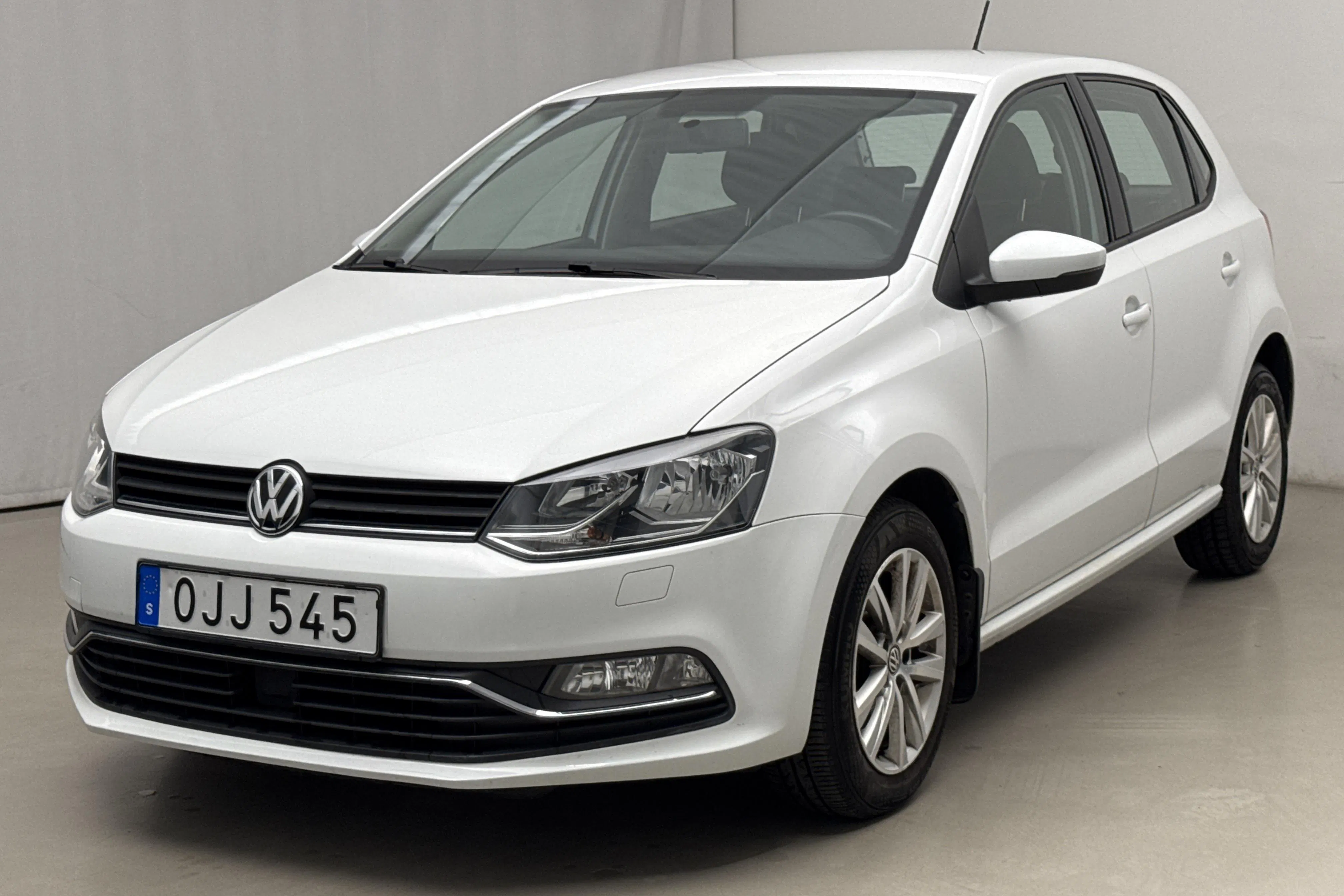 Presentationsfoto 1 av 13: VW Polo 1.2 TSI 5dr (90hk) - 7 739 mil - Manuell - vit - 2017