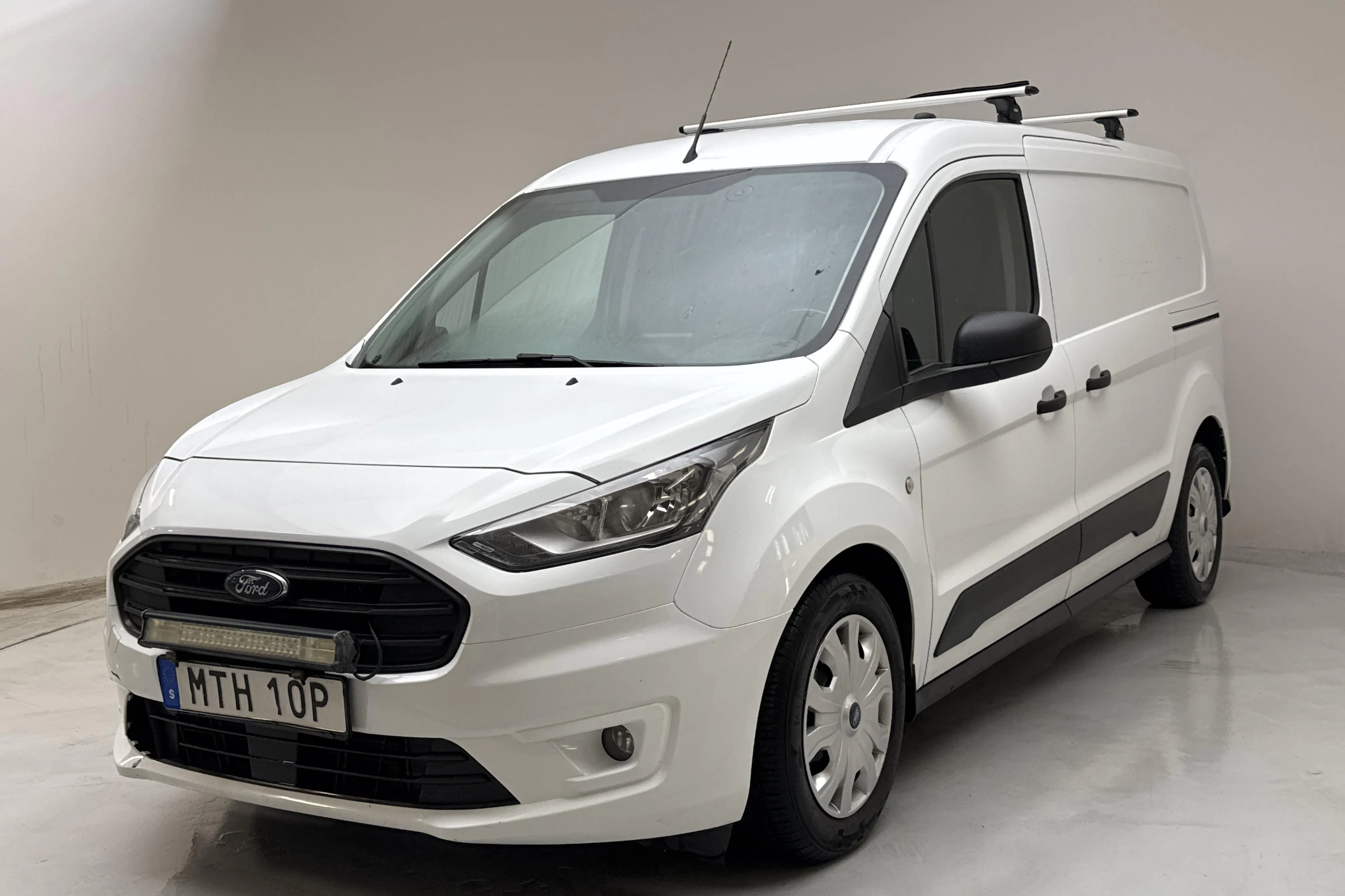 Presentationsfoto 1 av 13: Ford Transit Connect 1.5 EcoBlue (100hk) - 11 249 mil - Automat - vit - 2020