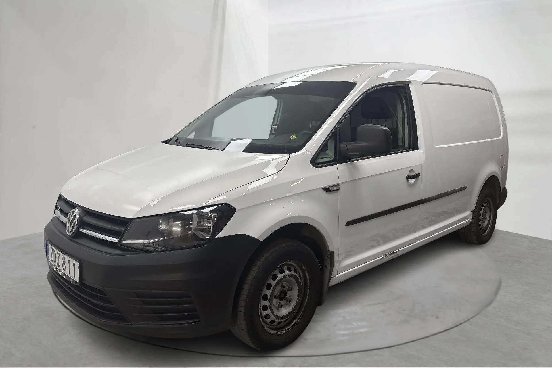 Presentationsfoto 1 av 14: VW Caddy 1.4 TGI Maxi Skåp (110hk) - 19 977 mil - Manuell - vit - 2018