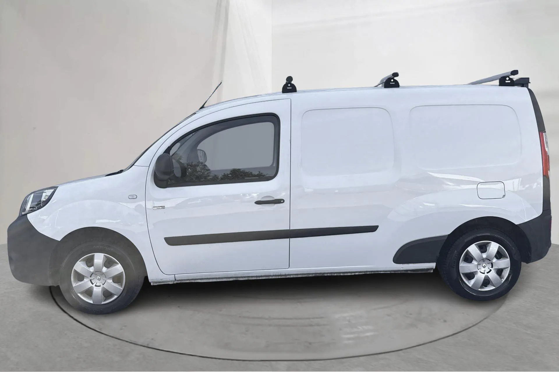 Presentation photo 2 of 16: Renault Kangoo Z.E Power Plus 33kWh Maxi Skåp (60hk) - 69 580 km - Automatic - white - 2021