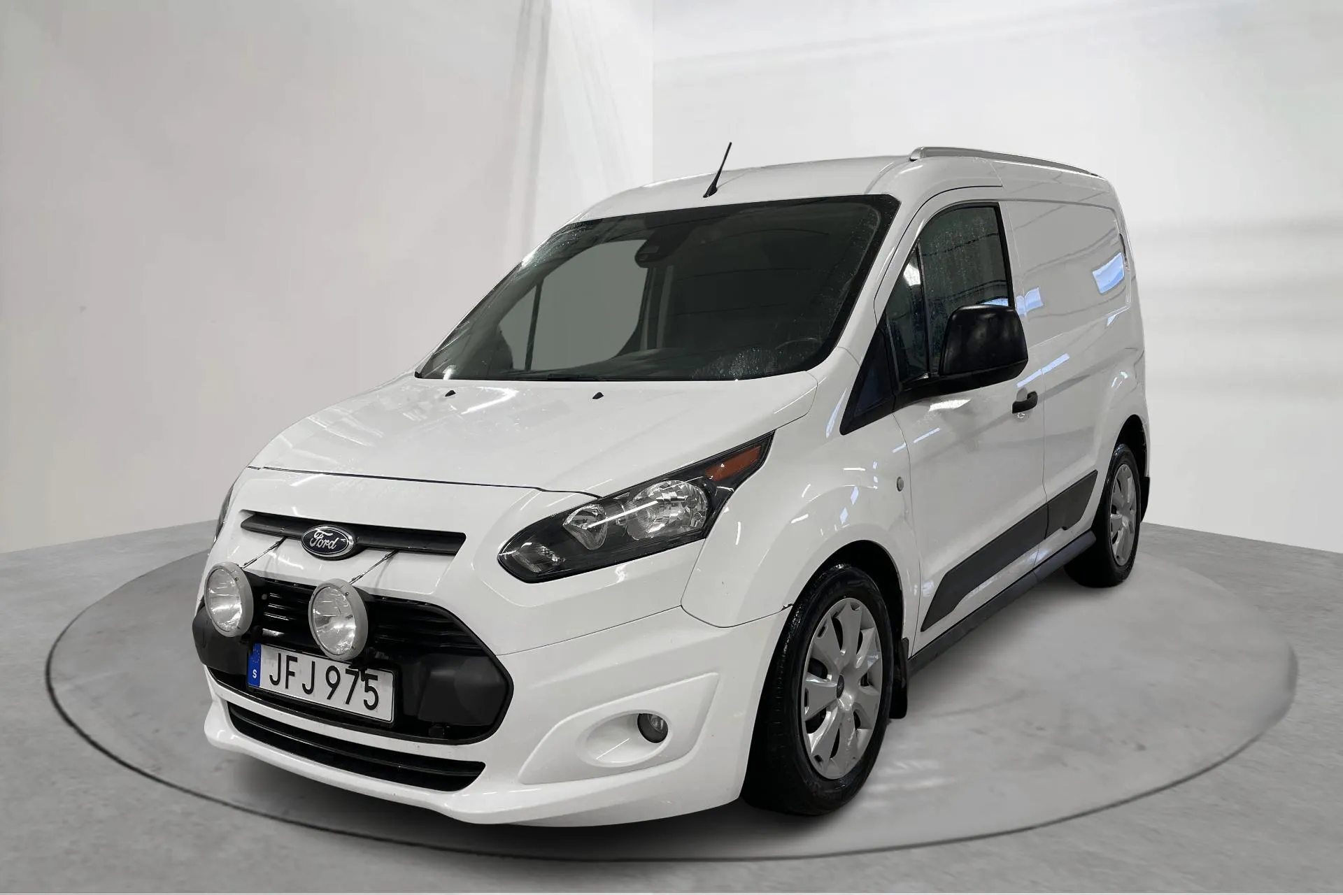 Presentationsfoto 1 av 16: Ford Transit Connect 1.5 TDCi (120hk) - 11 928 mil - Automat - vit - 2016