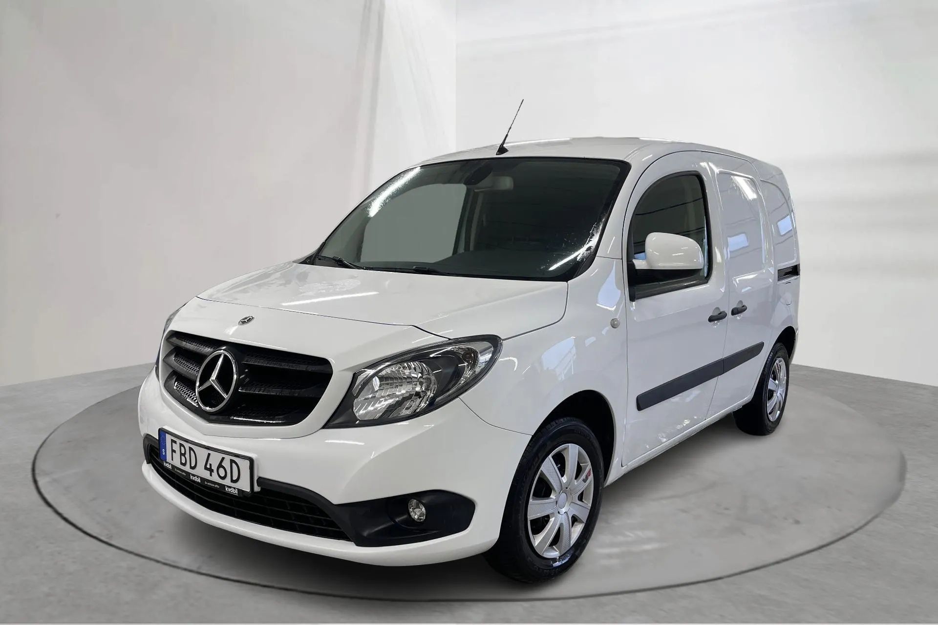 Presentation photo 1 of 14: Mercedes Citan 110 1.5 CDI (95hk) - 30 490 km - Manual - white - 2021