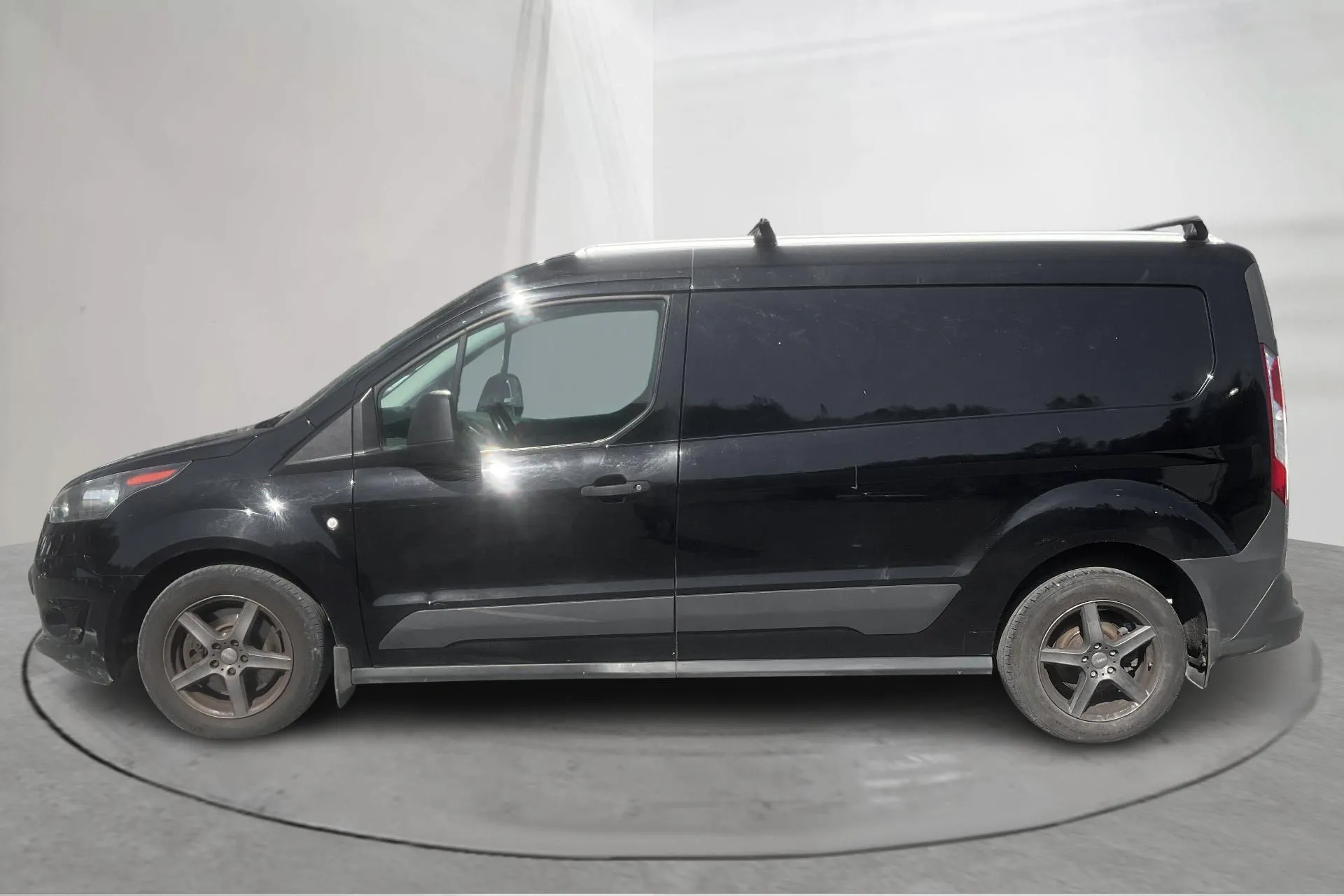 Presentation photo 2 of 13: Ford Transit Connect 1.5 TDCi (120hk) - 241 740 km - Automatic - black - 2016