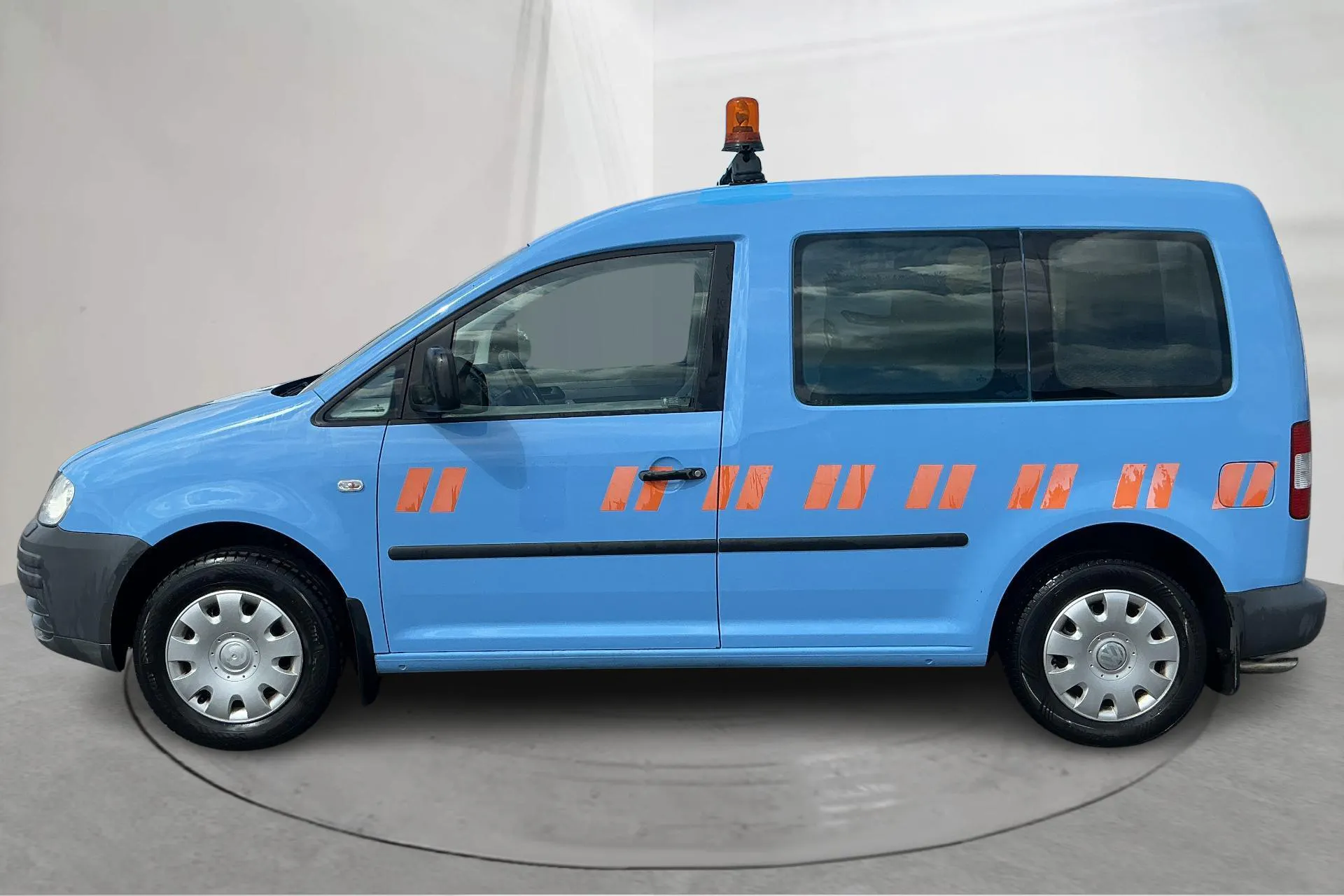 Presentationsfoto 2 av 15: VW Caddy Life 2.0 EcoFuel (109hk) - 9 227 mil - Manuell - blå - 2008