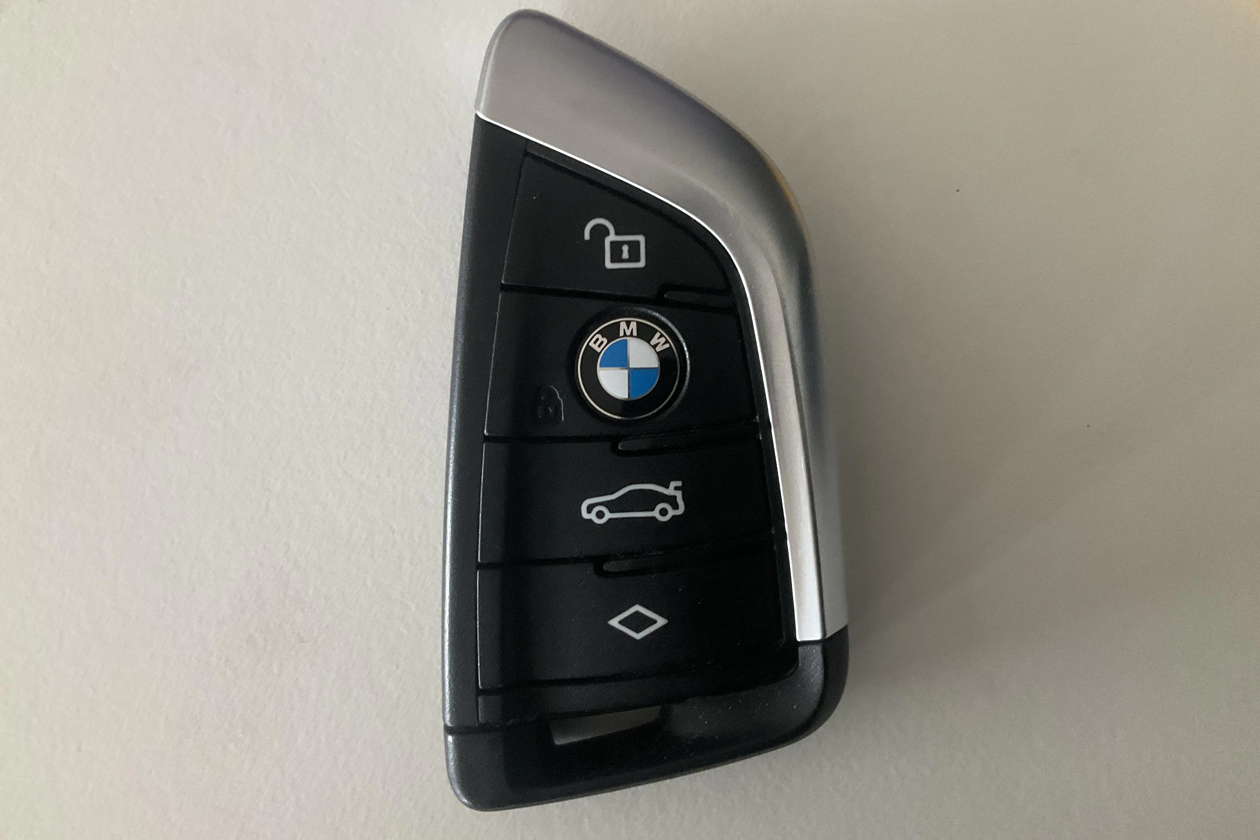 Presentationsfoto 18 av 18: BMW 520d xDrive Touring, G31 LCI (190hk+11hk) - 15 645 mil - Automat - svart - 2021