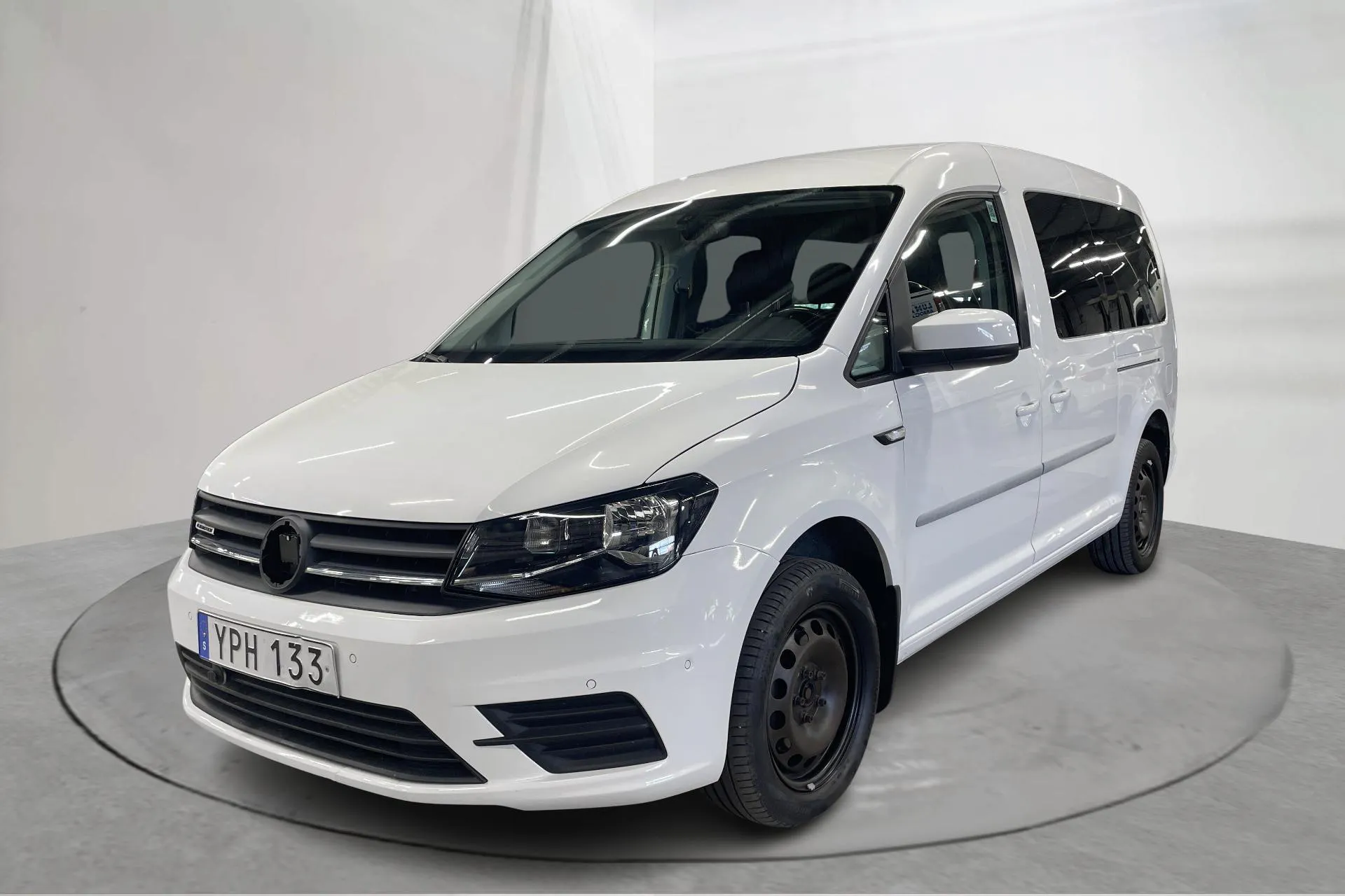 Presentationsfoto 1 av 18: VW Caddy Maxi Life 1.4 TGI (110hk) - 6 839 mil - Automat - vit - 2018