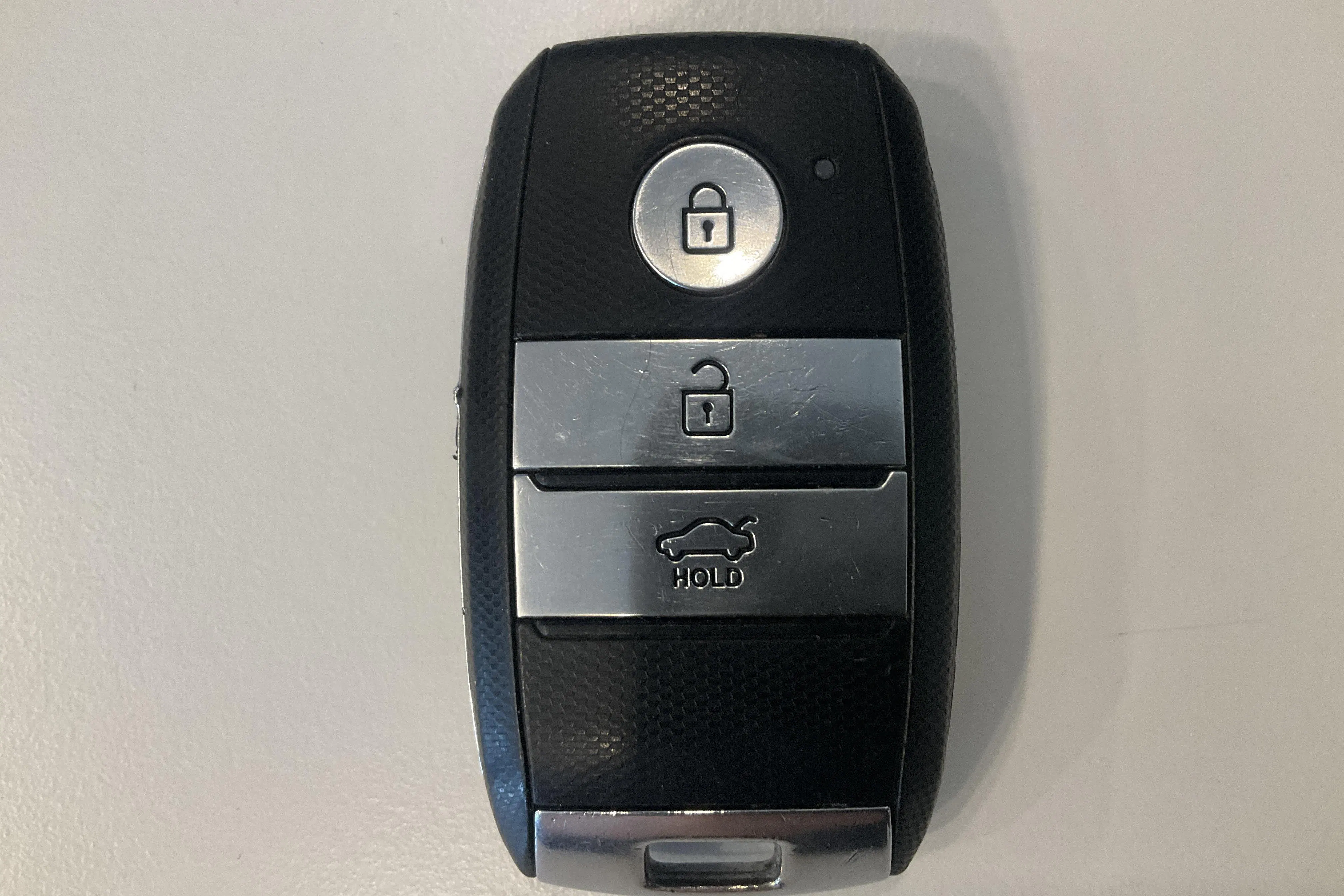 Presentationsfoto 25 av 25: KIA Optima 2.0 GDi Plug-in Hybrid SW (205hk) - 16 816 mil - Automat - röd - 2018