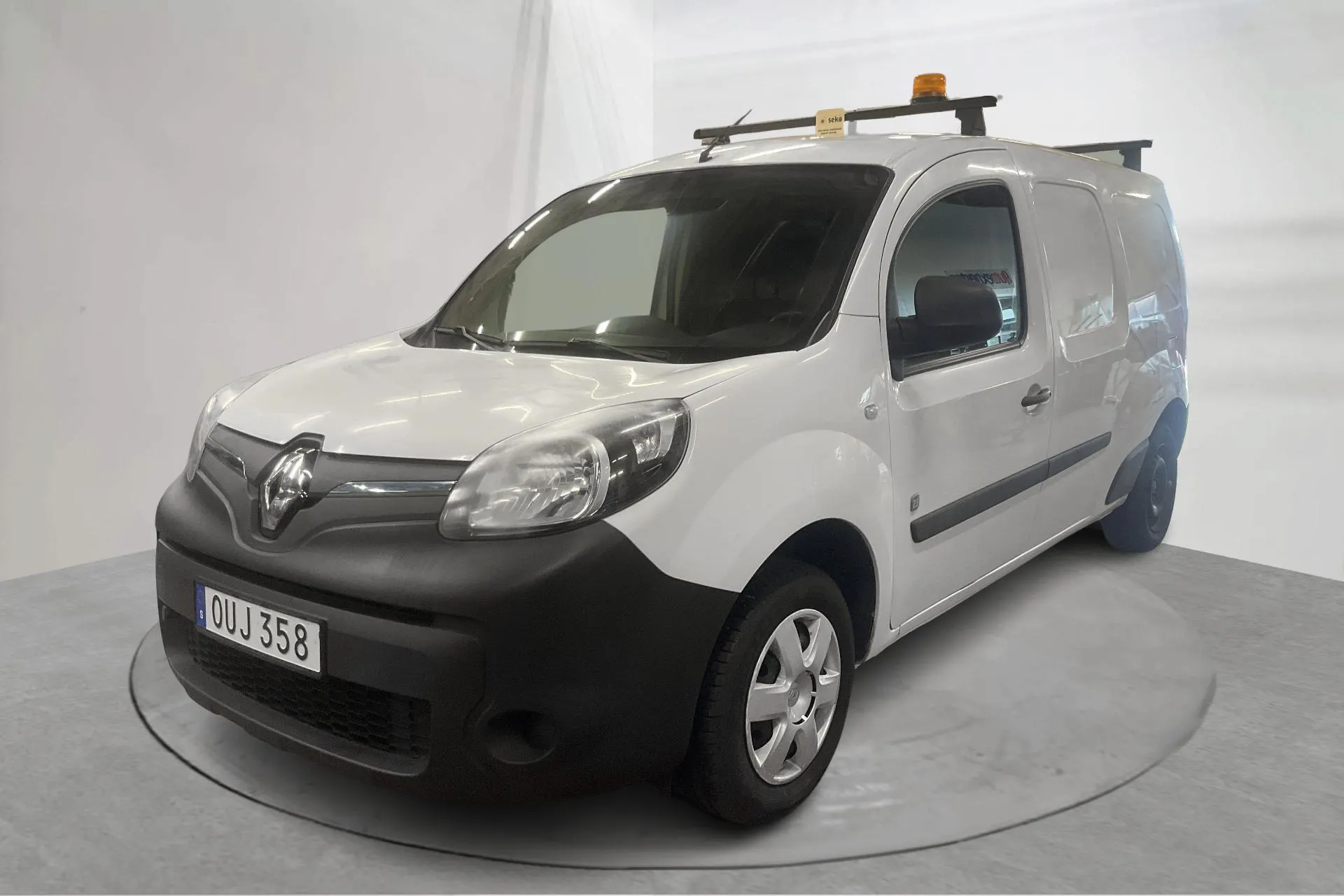 Presentationsfoto 1 av 14: Renault Kangoo II Z.E. 22kWh Maxi Skåp (60hk) - 3 625 mil - Automat - vit - 2015