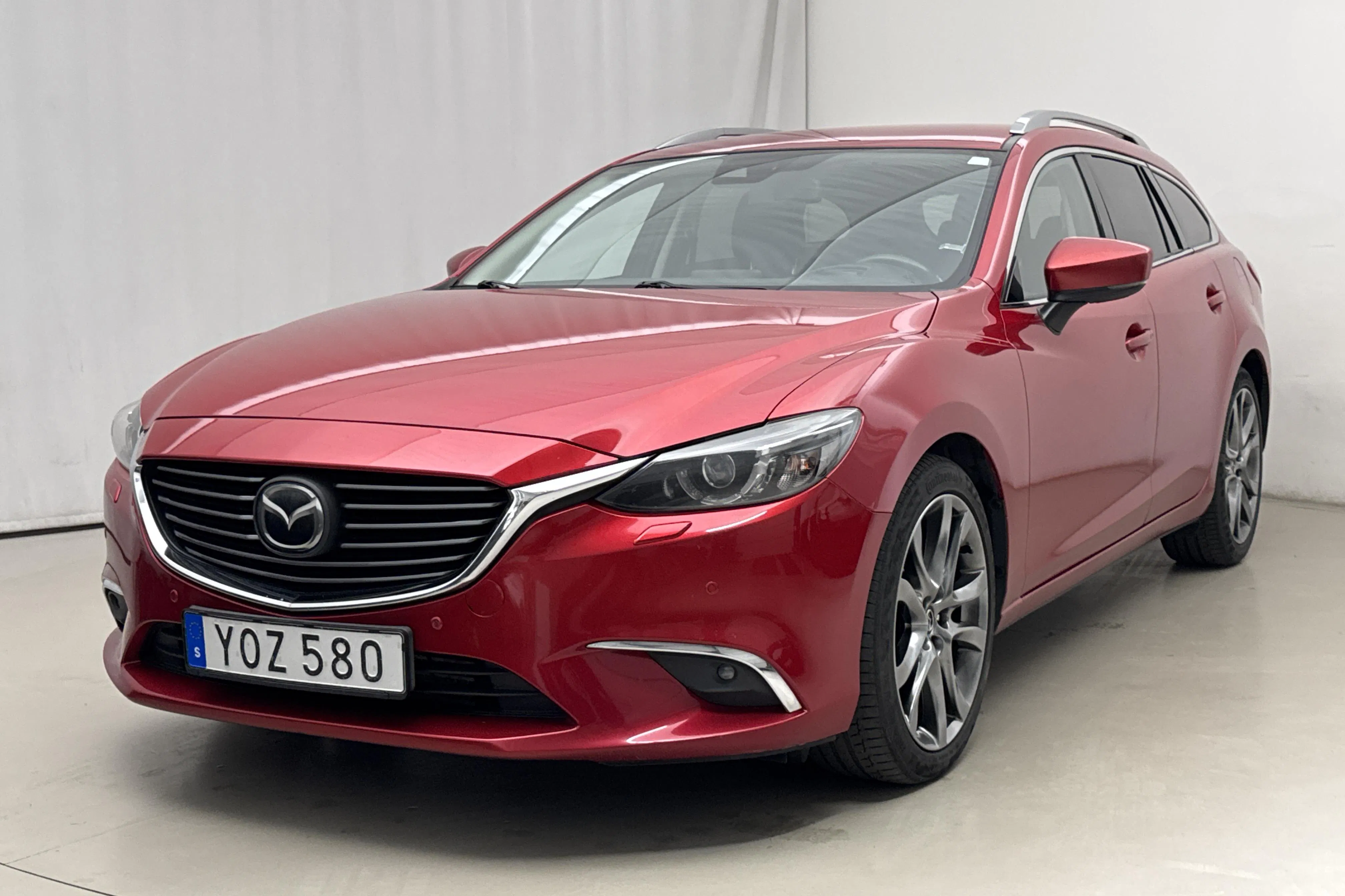 Esitlusfoto 1 aadressil 19: Mazda 6 2.2 DE Kombi AWD (175hk) - 167 100 km - Automaatne - punane - 2017